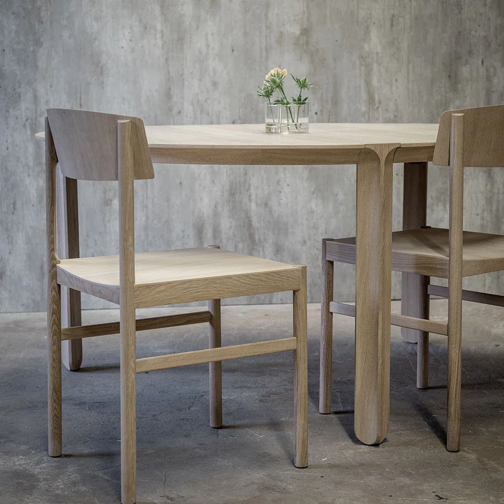 Silla Rod, Roble encerado blanco Mavis