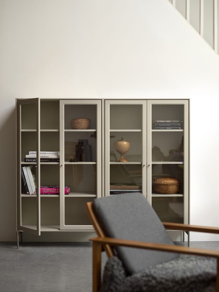 Vitrina Volt 130 cm beige, Detalles en acero inoxidable Mavis