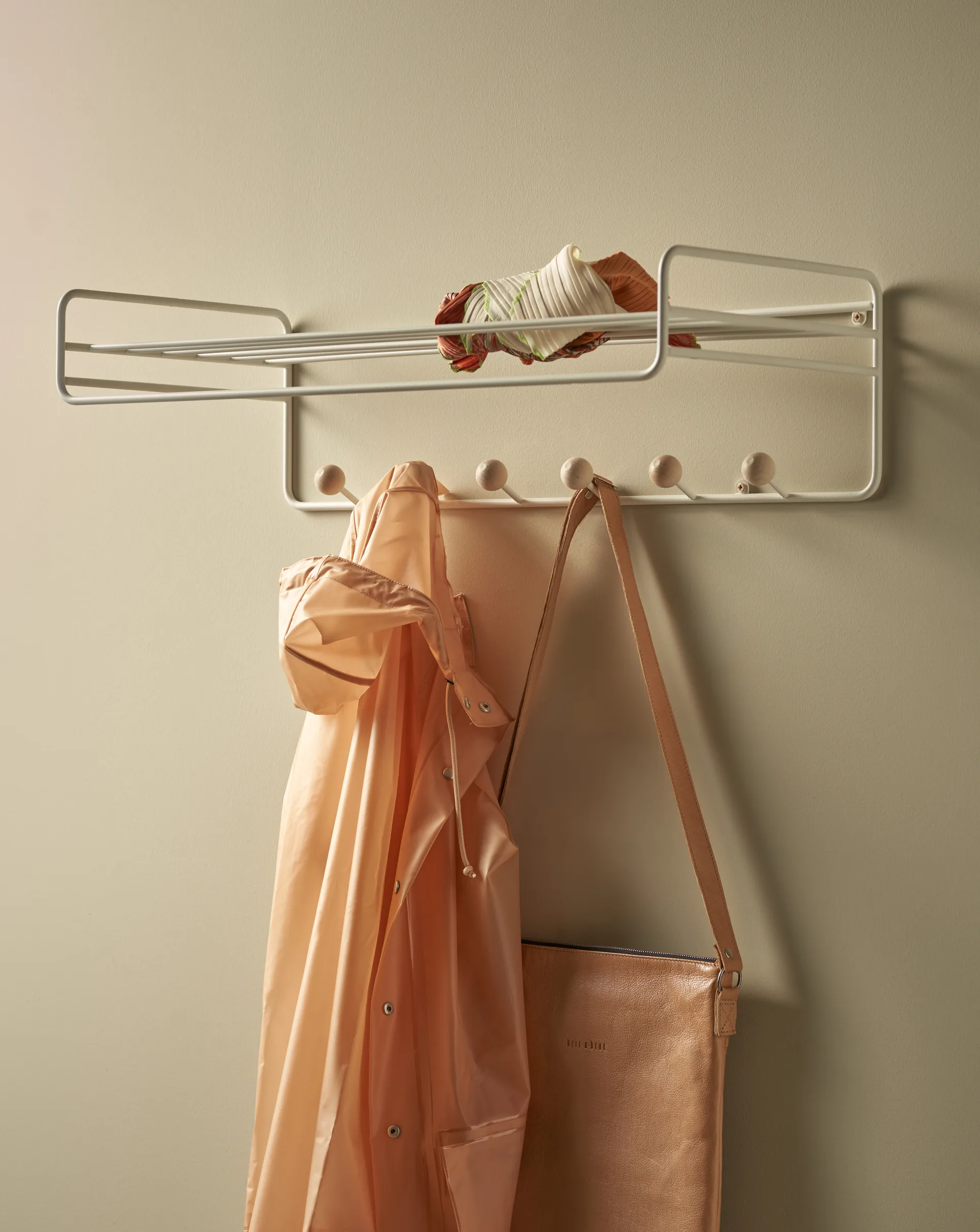 Colgador Bill Hat rack, Greige Maze