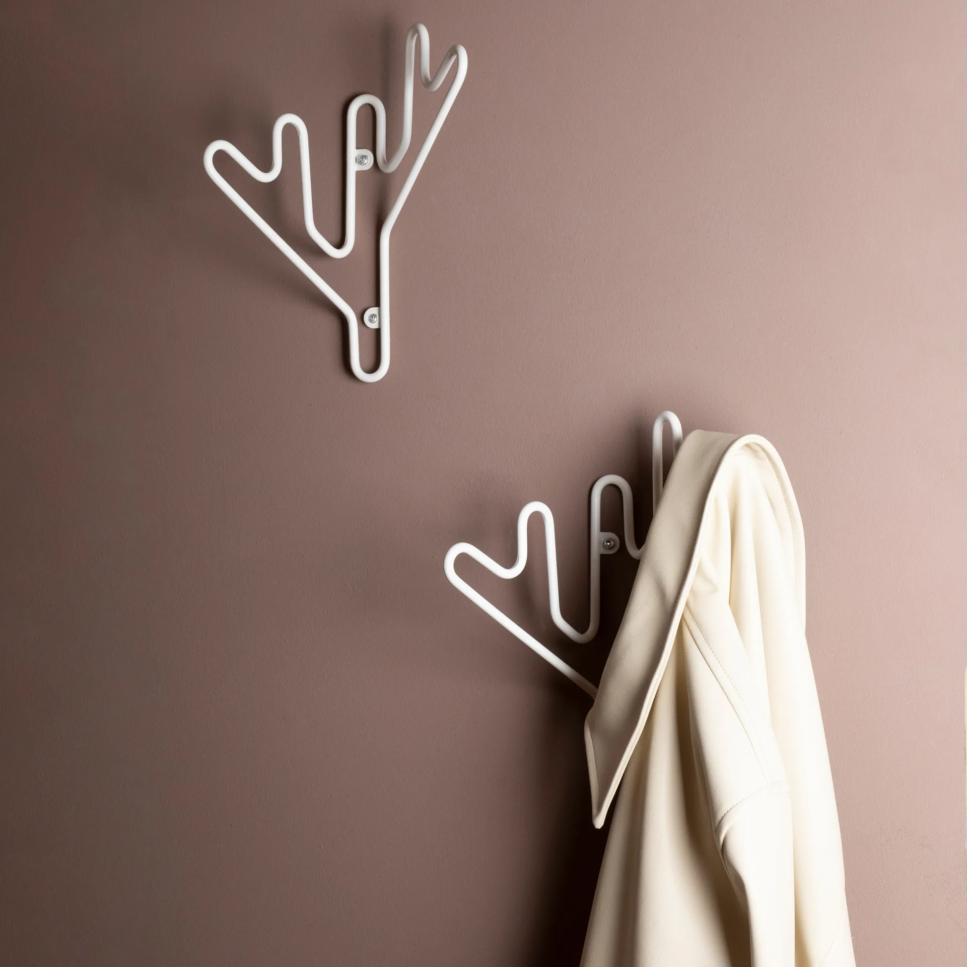 Colgador Twig, blanco Maze