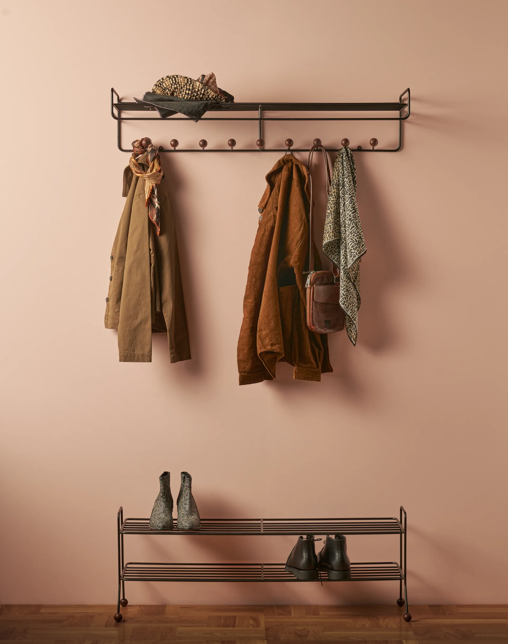 Estante zapatero Bill Shoe Shelf L, negro-marrón oscuro Maze