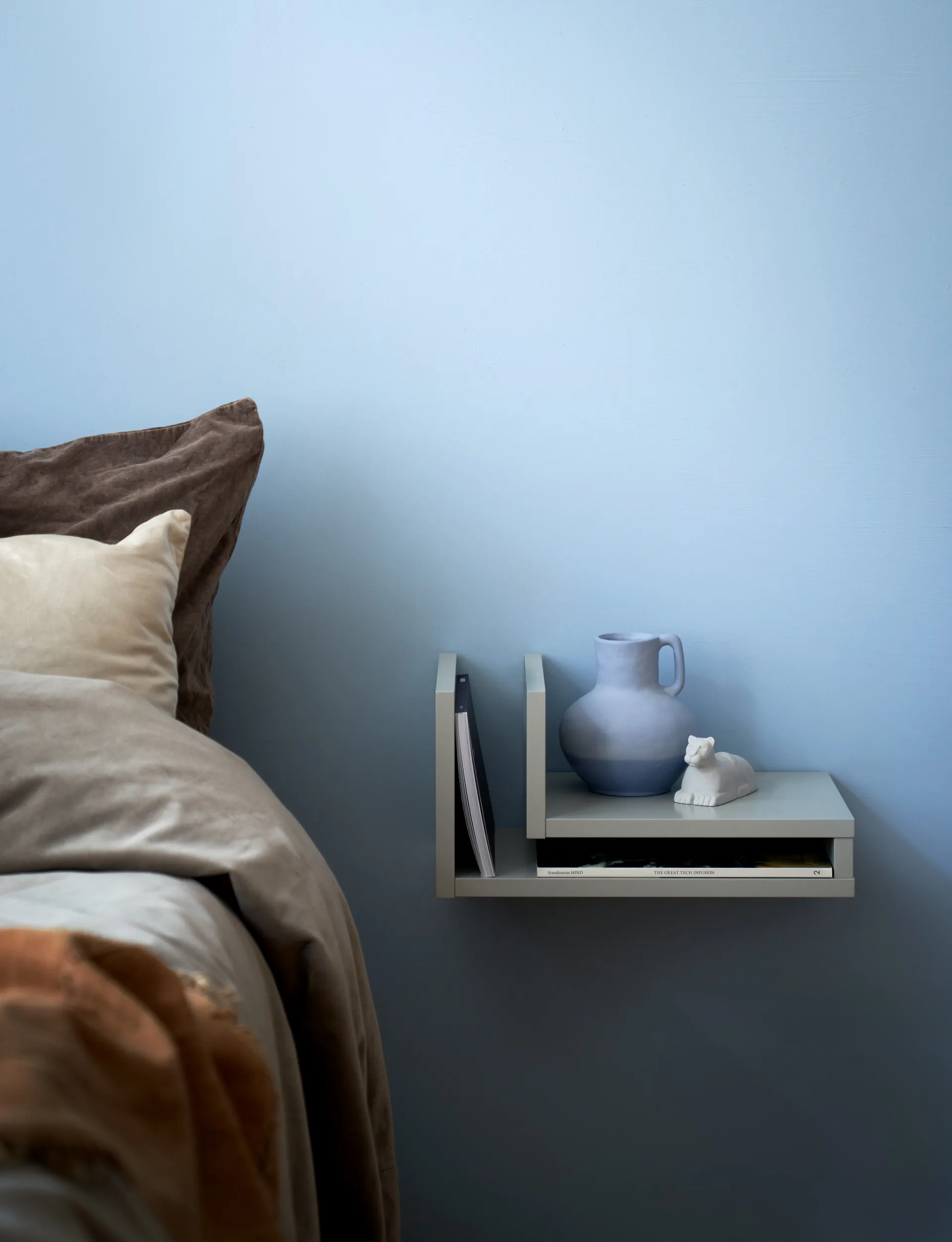 Estantería de pared F-shelf silk grey, Estante a la derecha Maze
