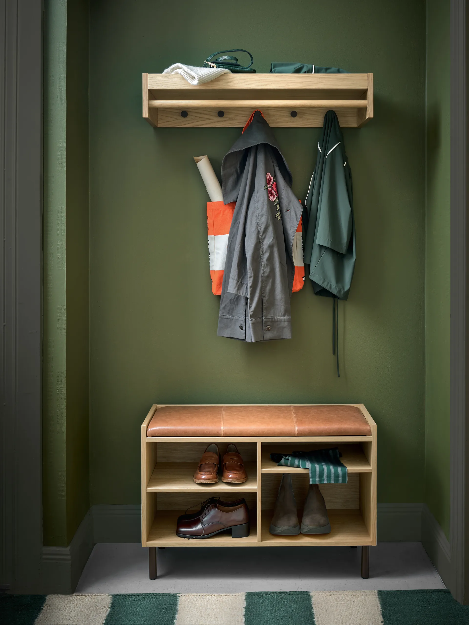 Gentle perchero de pared, Roble, 78×15×32 cm Maze