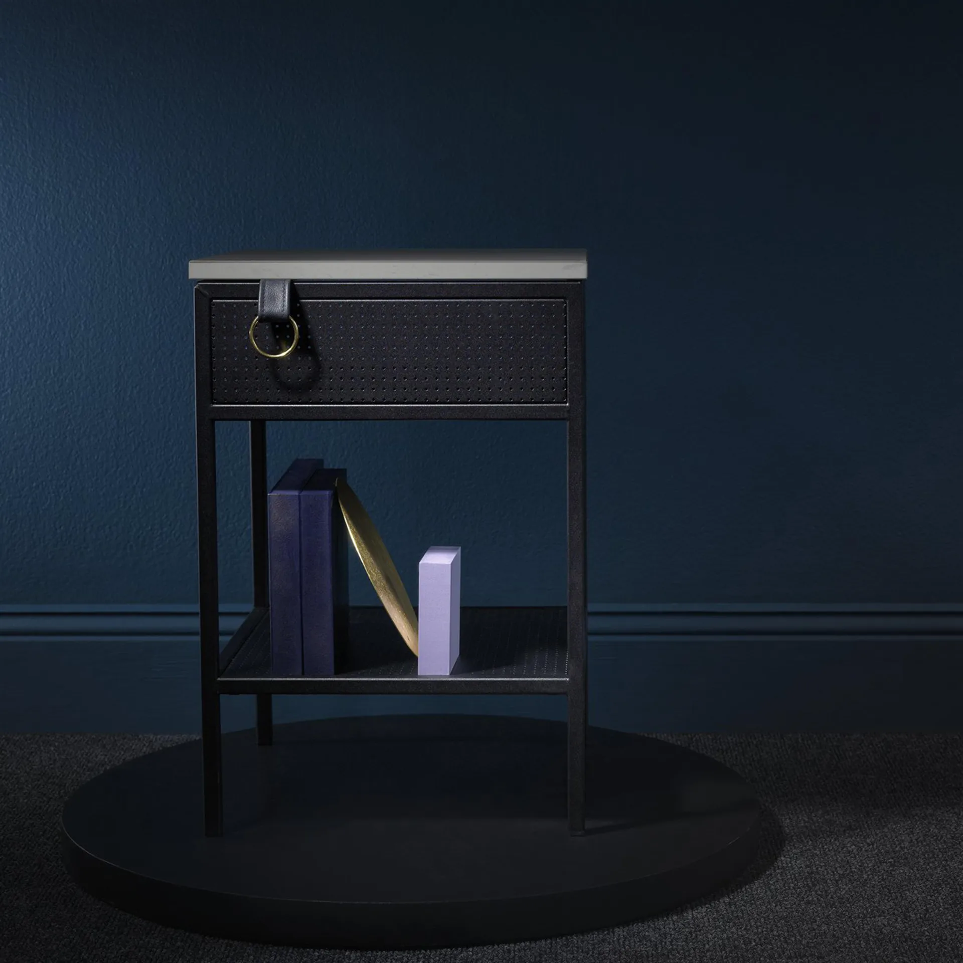 Mesa auxiliar Tracy, para lado izquierda, Negro Maze