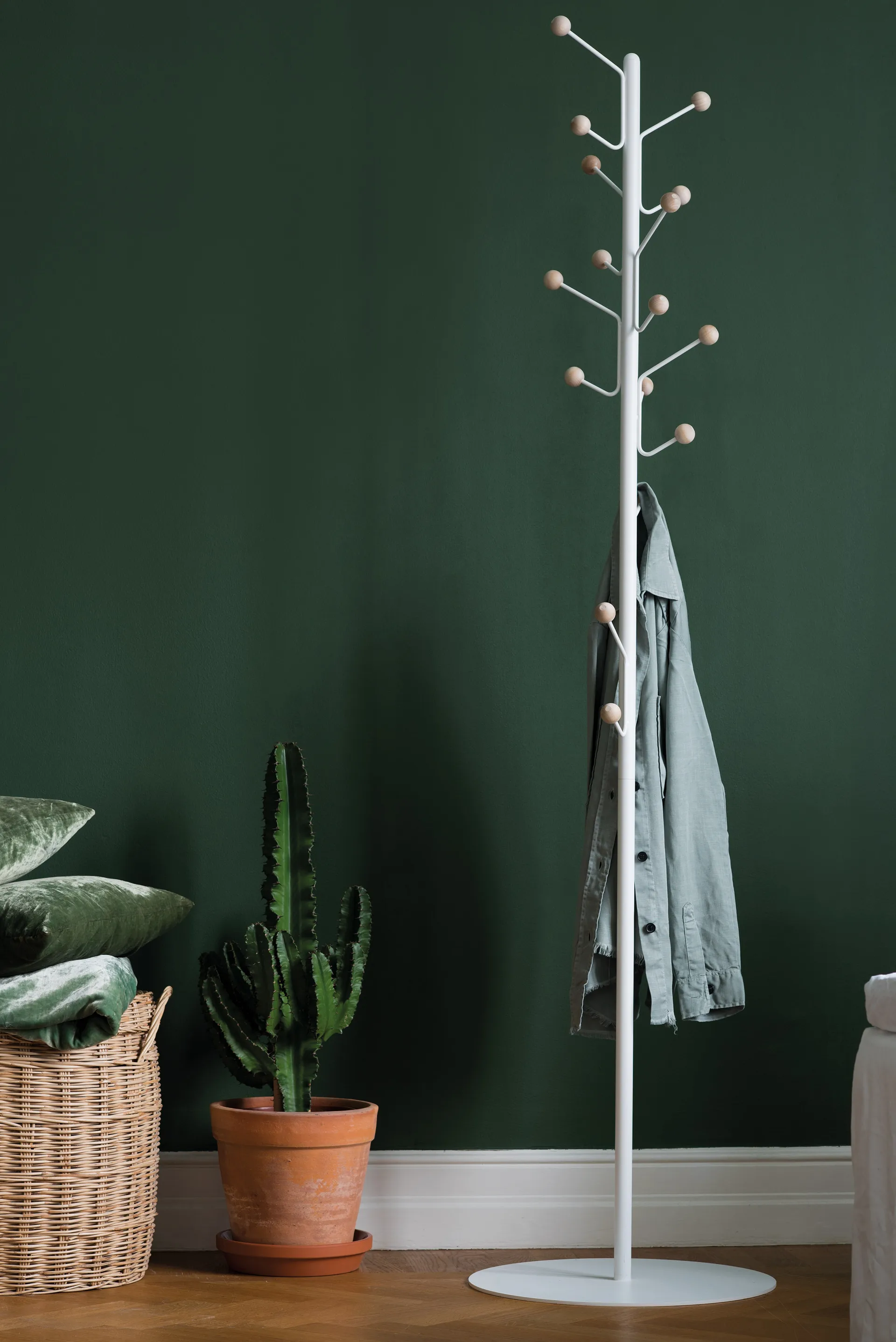 Perchero Bill Floor, Blanco Maze