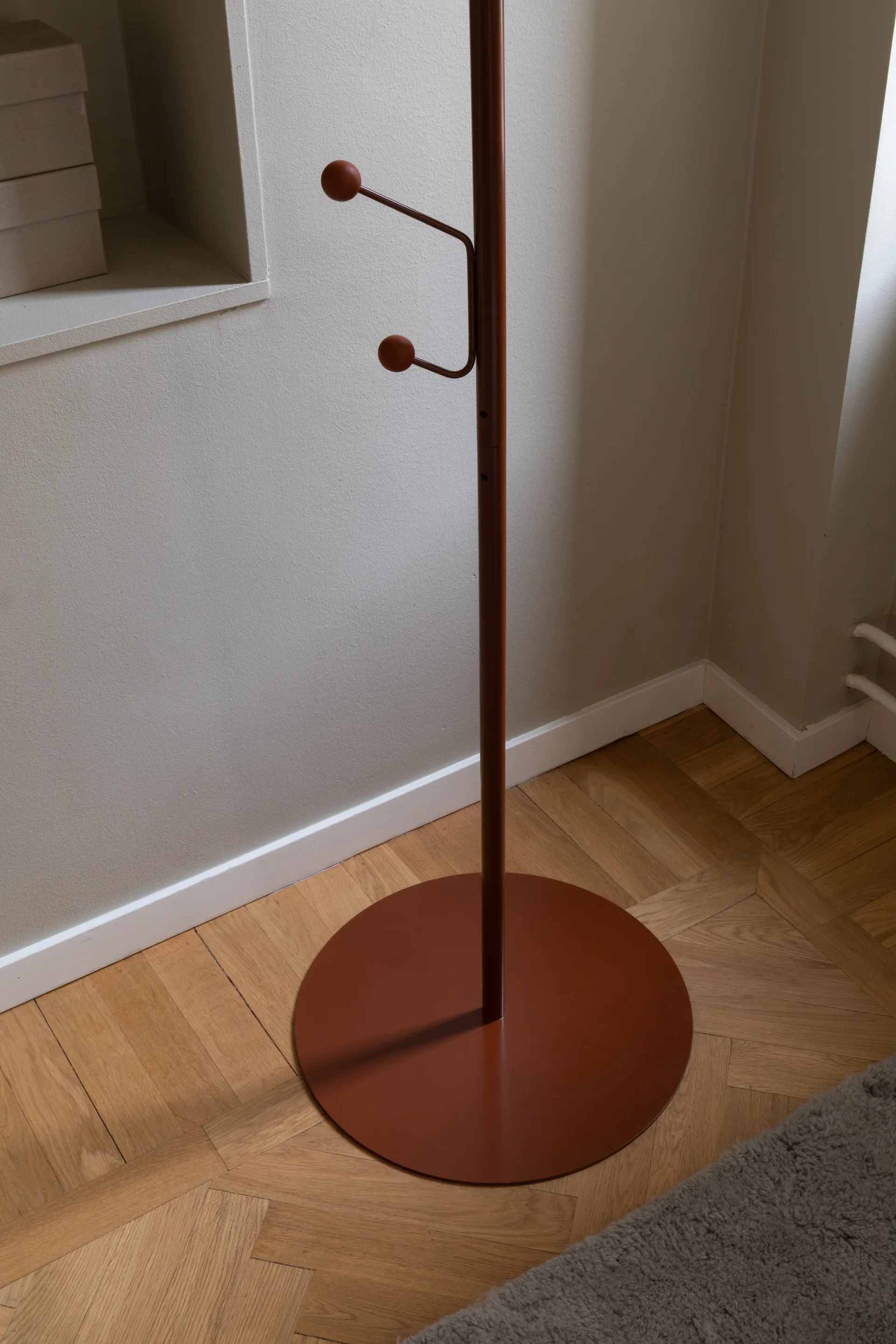 Perchero Bill Floor, Cinnamon Maze