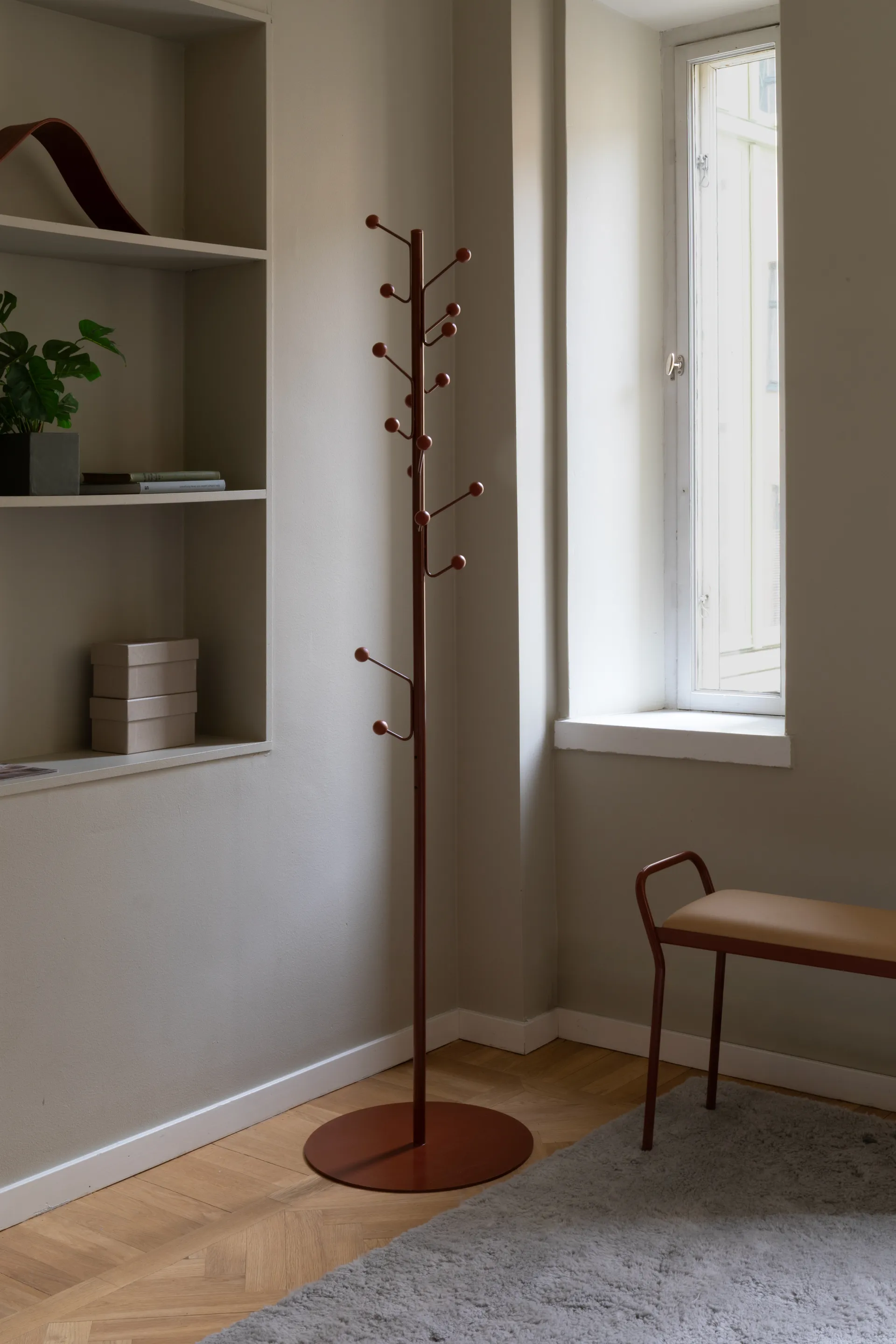 Perchero Bill Floor, Cinnamon Maze