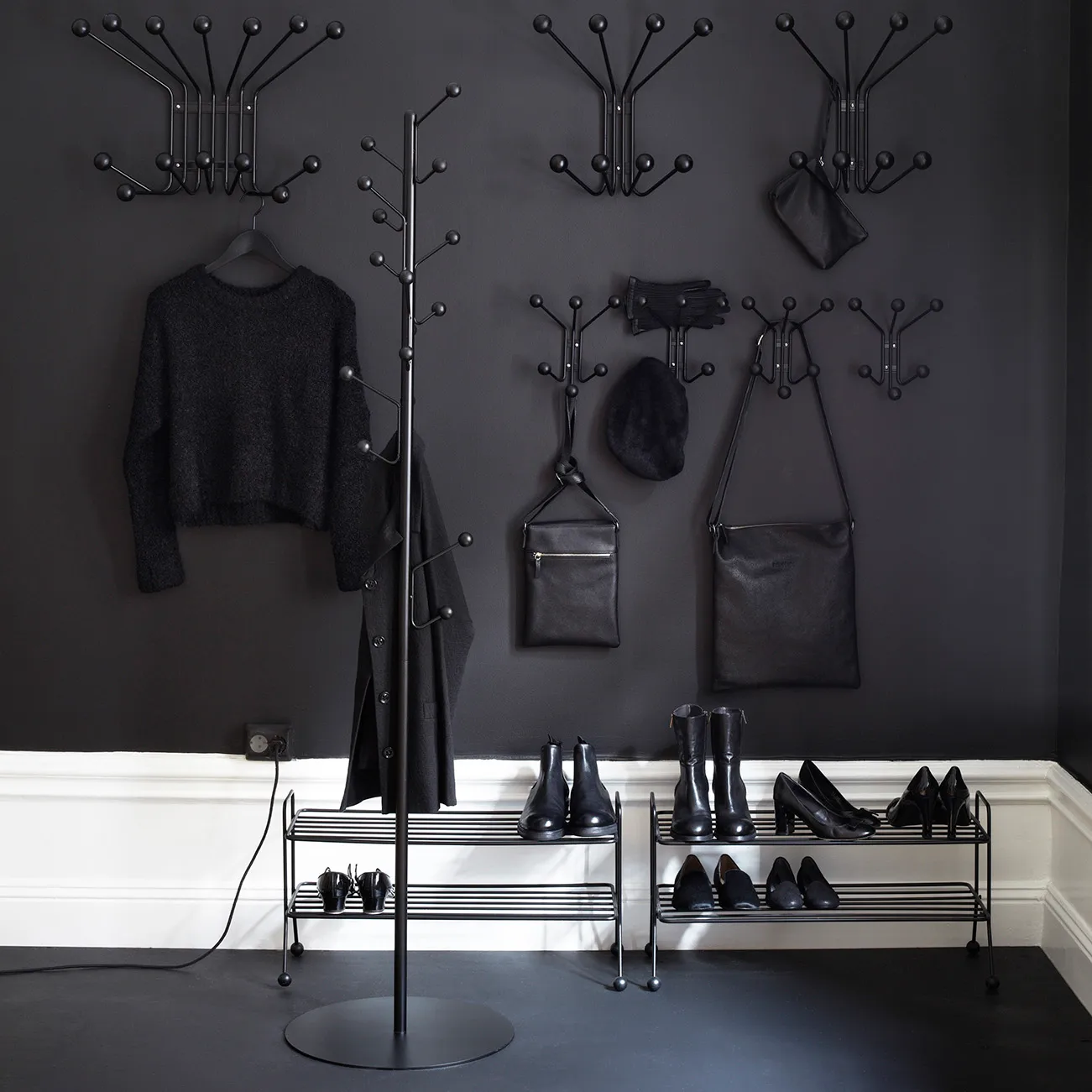 Perchero Bill Floor, Negro Maze