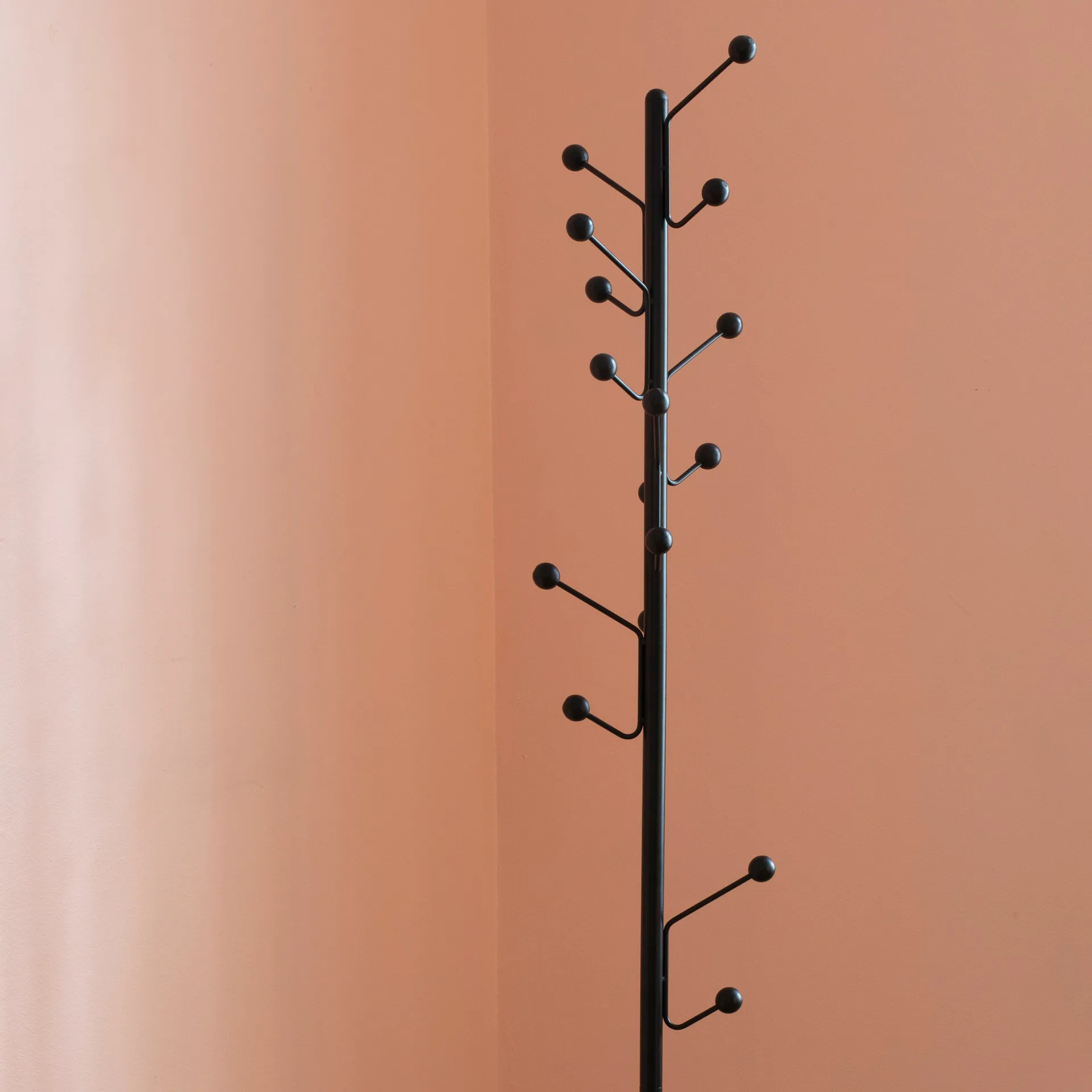 Perchero Bill Floor, Negro Maze