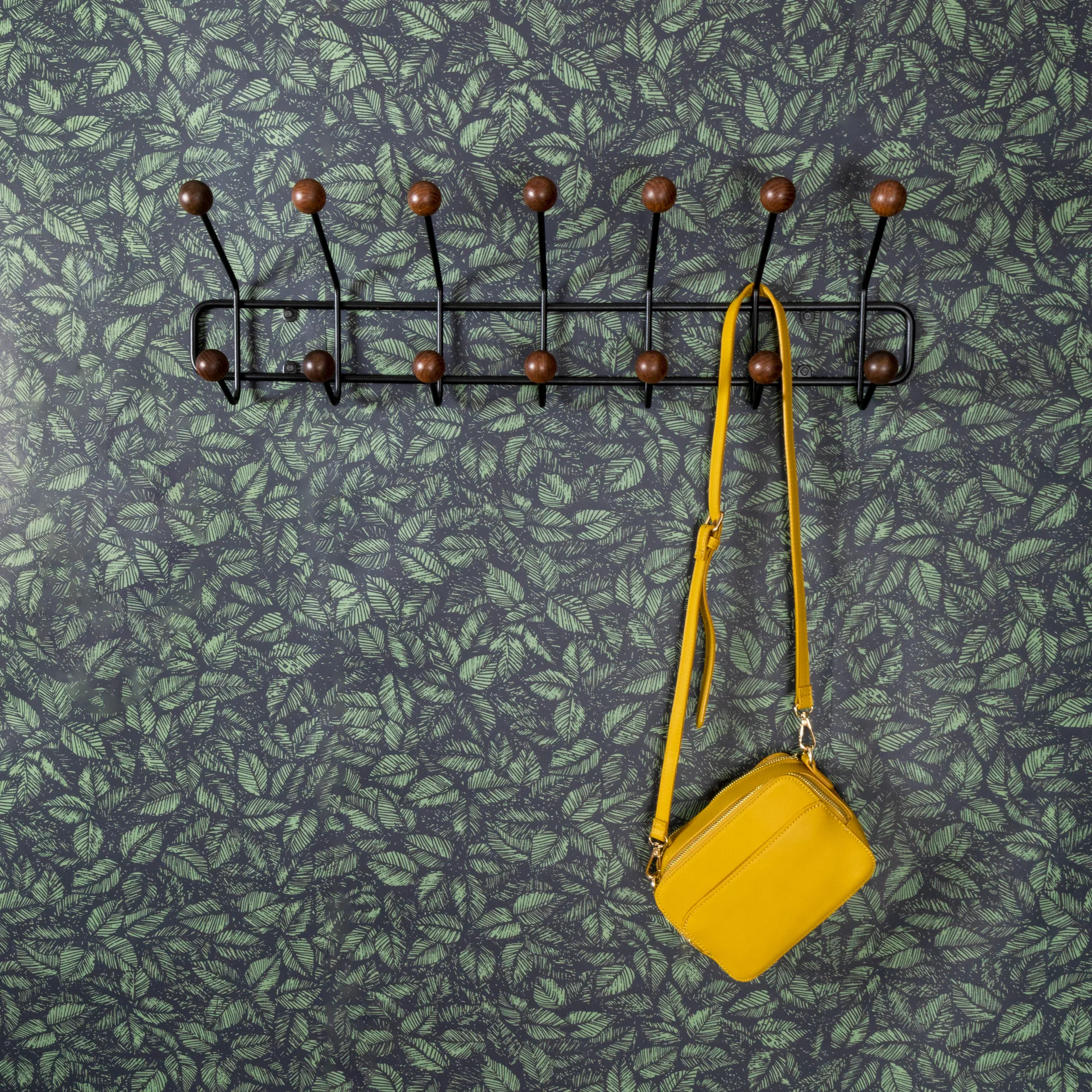 Perchero Bill Horizontal S, negro-marrón oscuro Maze