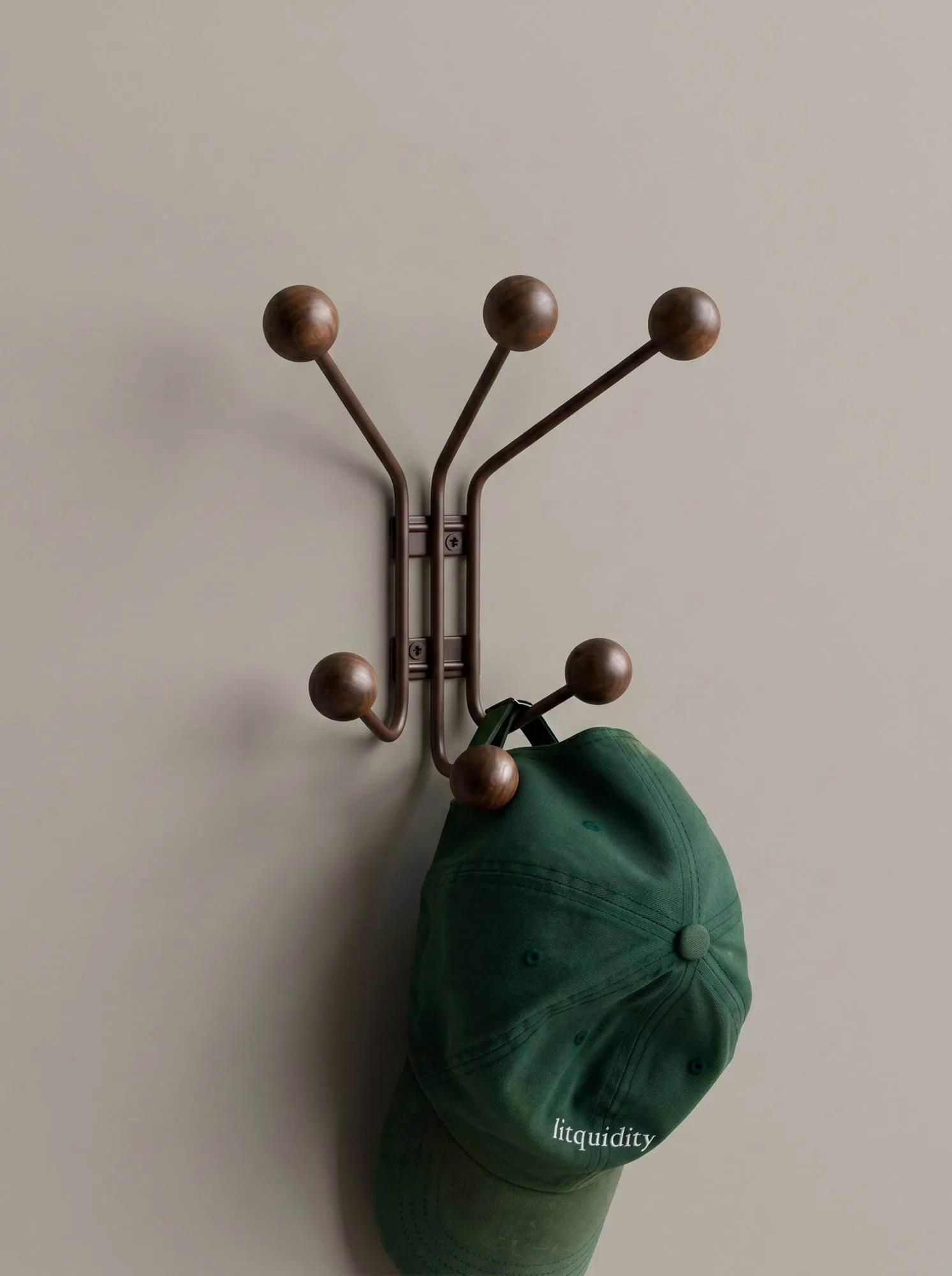 Perchero de pared Bill XS, Dark mocha Maze
