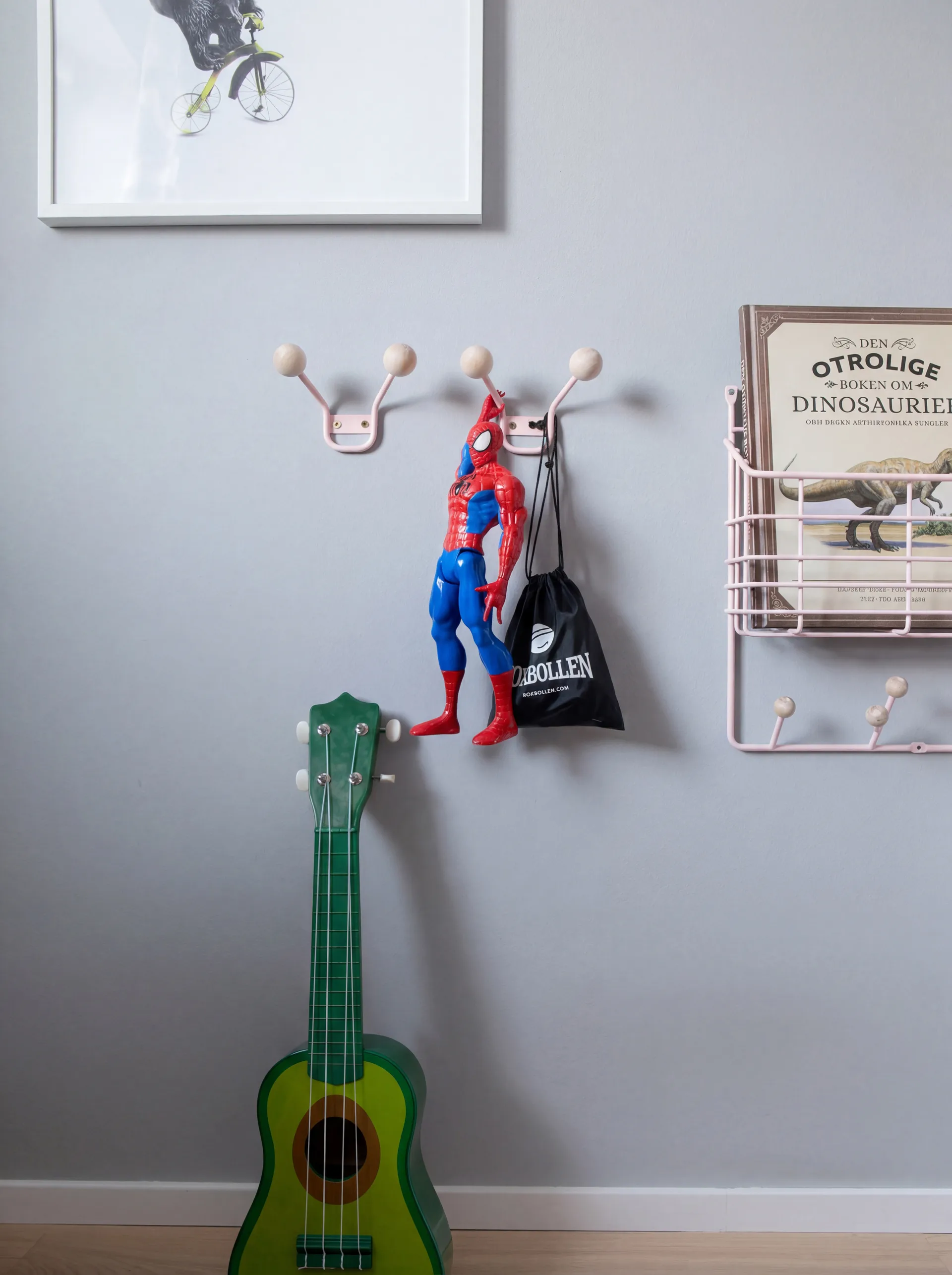 Perchero de pared Bill XXS, Pale pink Maze