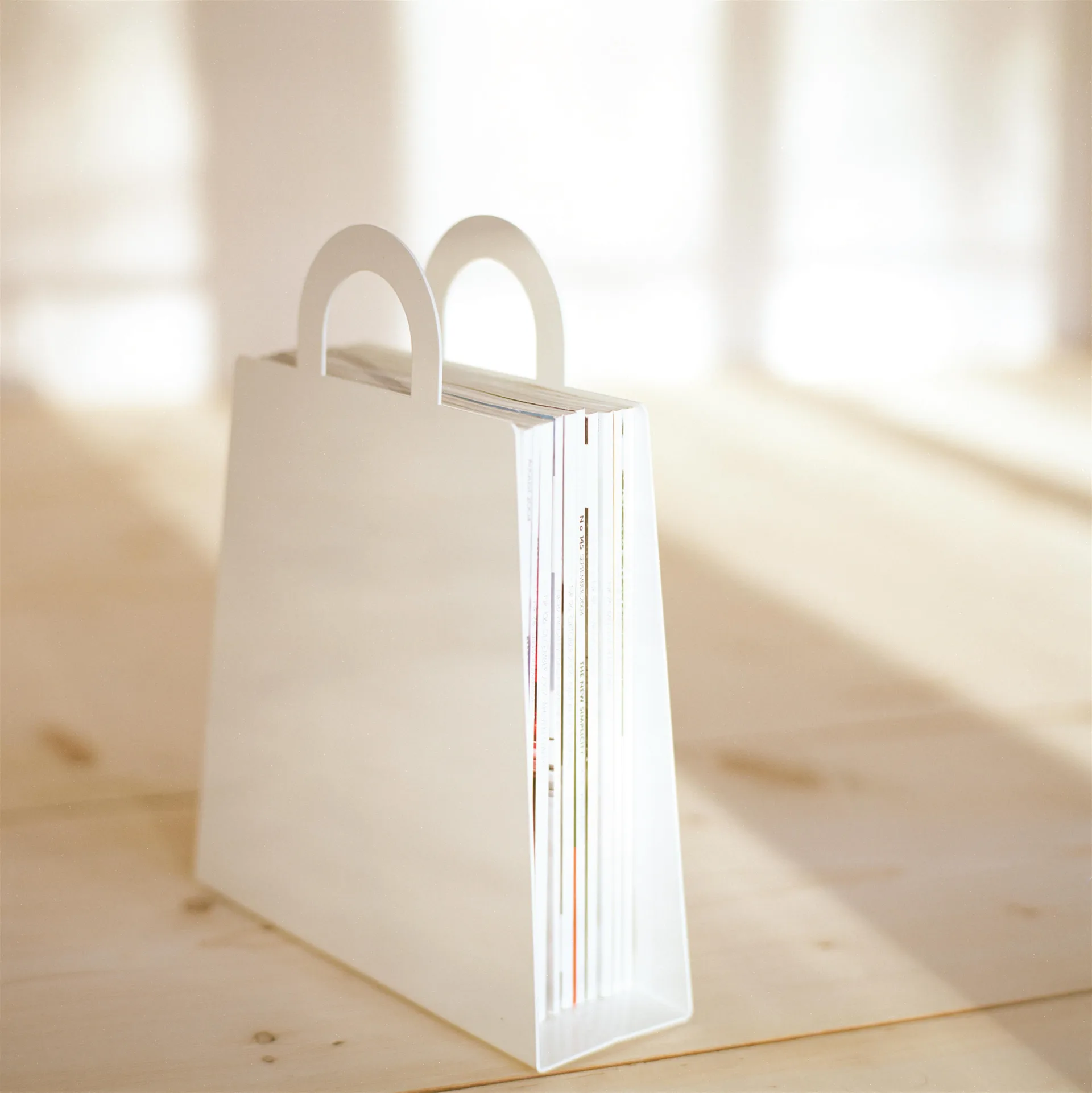 Revistero MagBag, blanco Maze