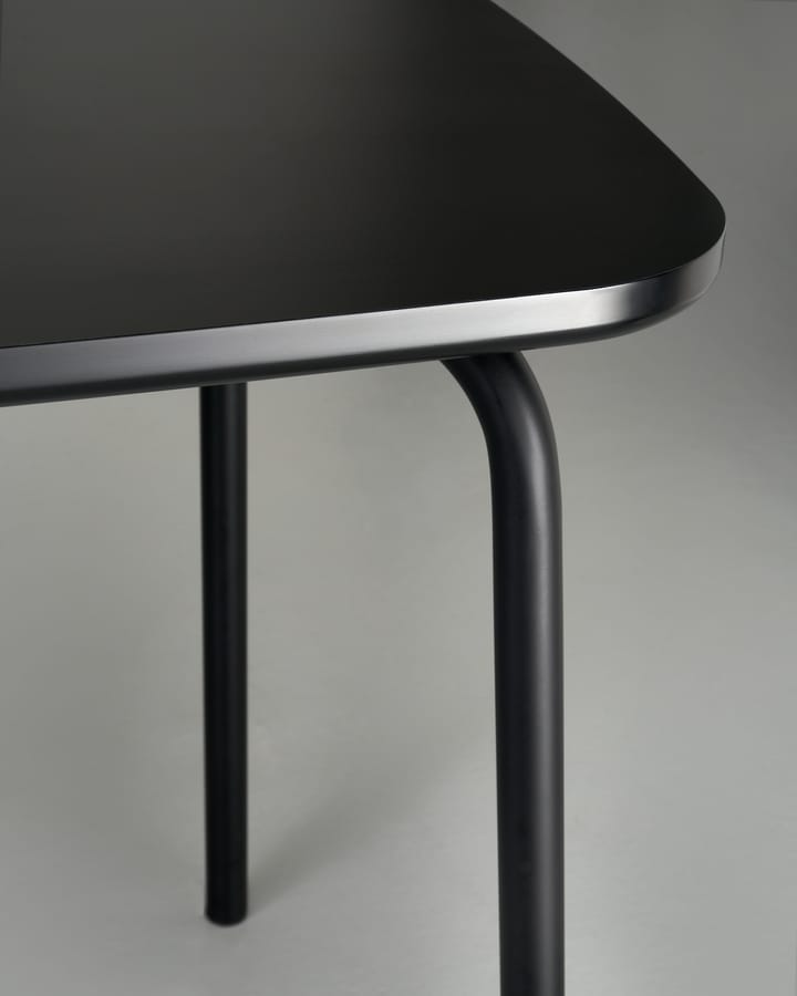 Silla Same Chair, Negro Maze