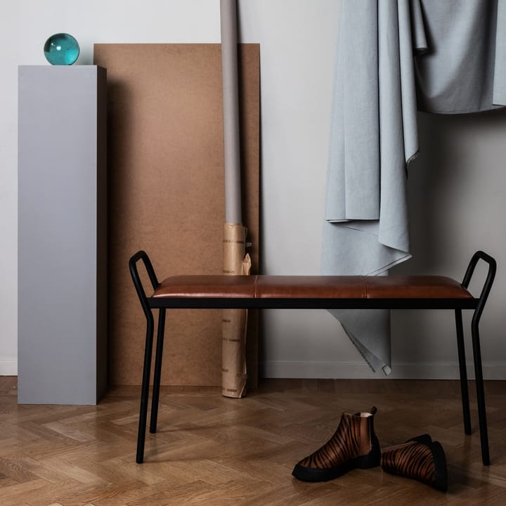 Taburete Anytwo, Negro-coñac vintage Maze