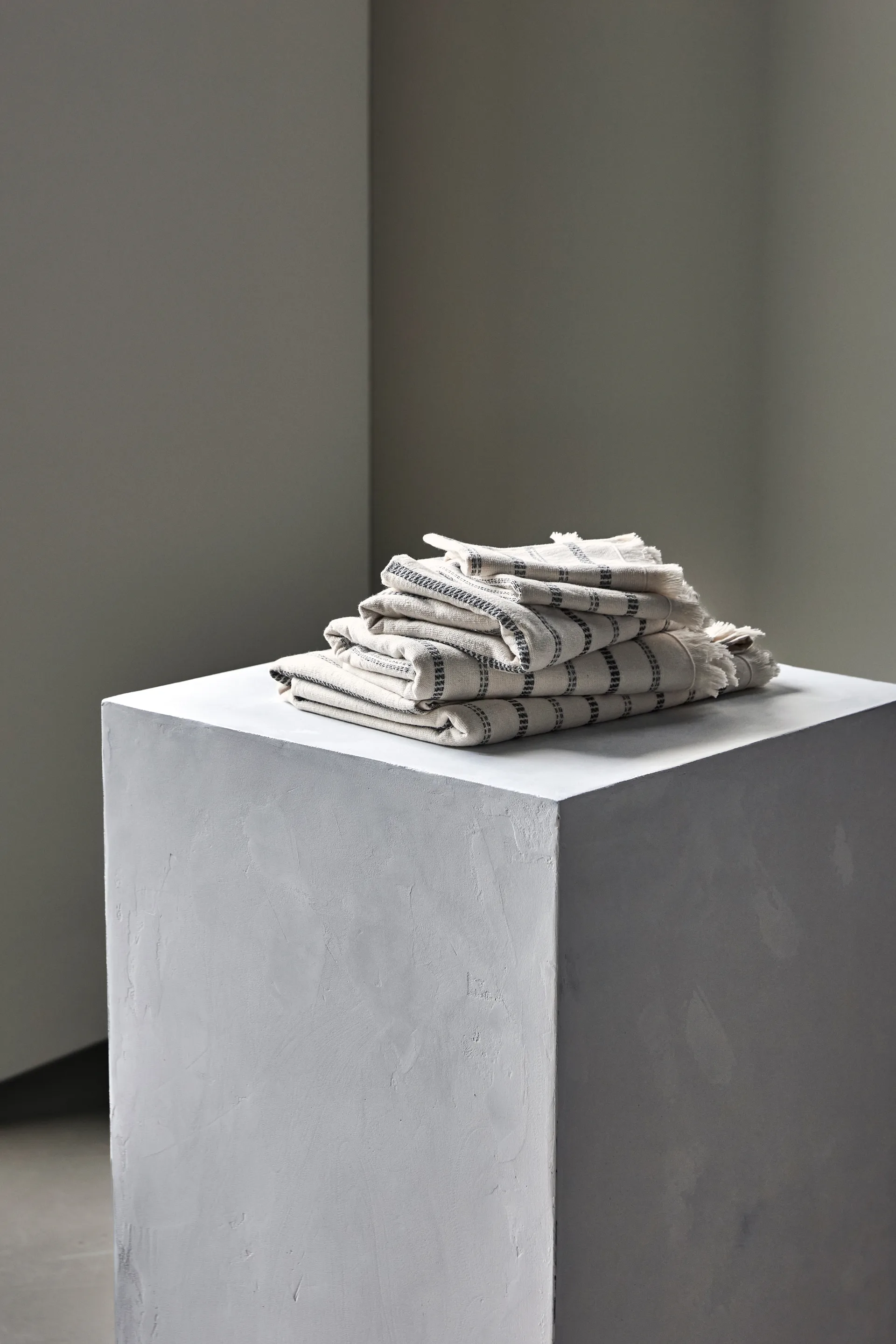 Set de 3 toallitas True, Blanco roto-negro Meraki