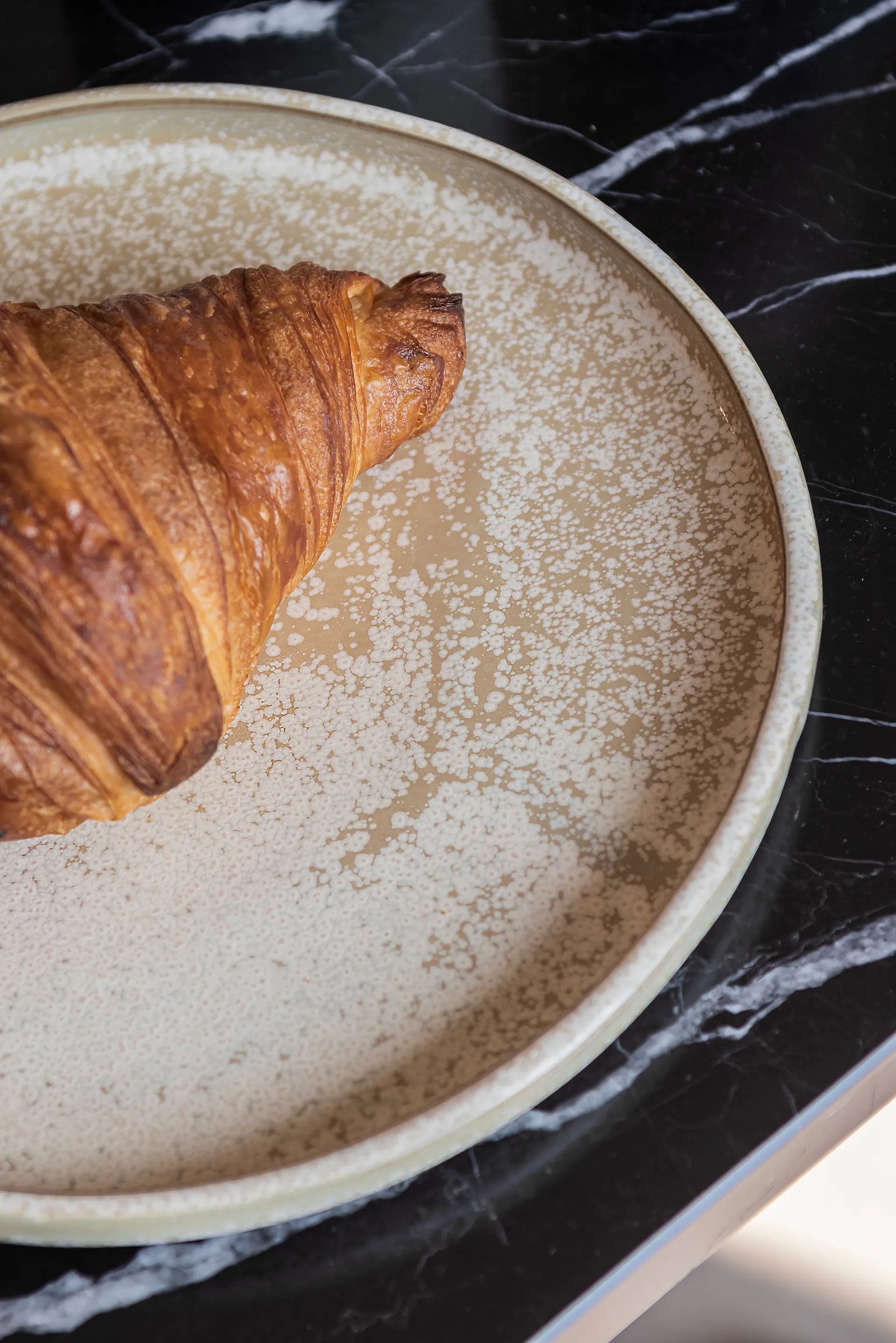 2 Plato Sand Grain Ø20 cm, Straw Mette Ditmer