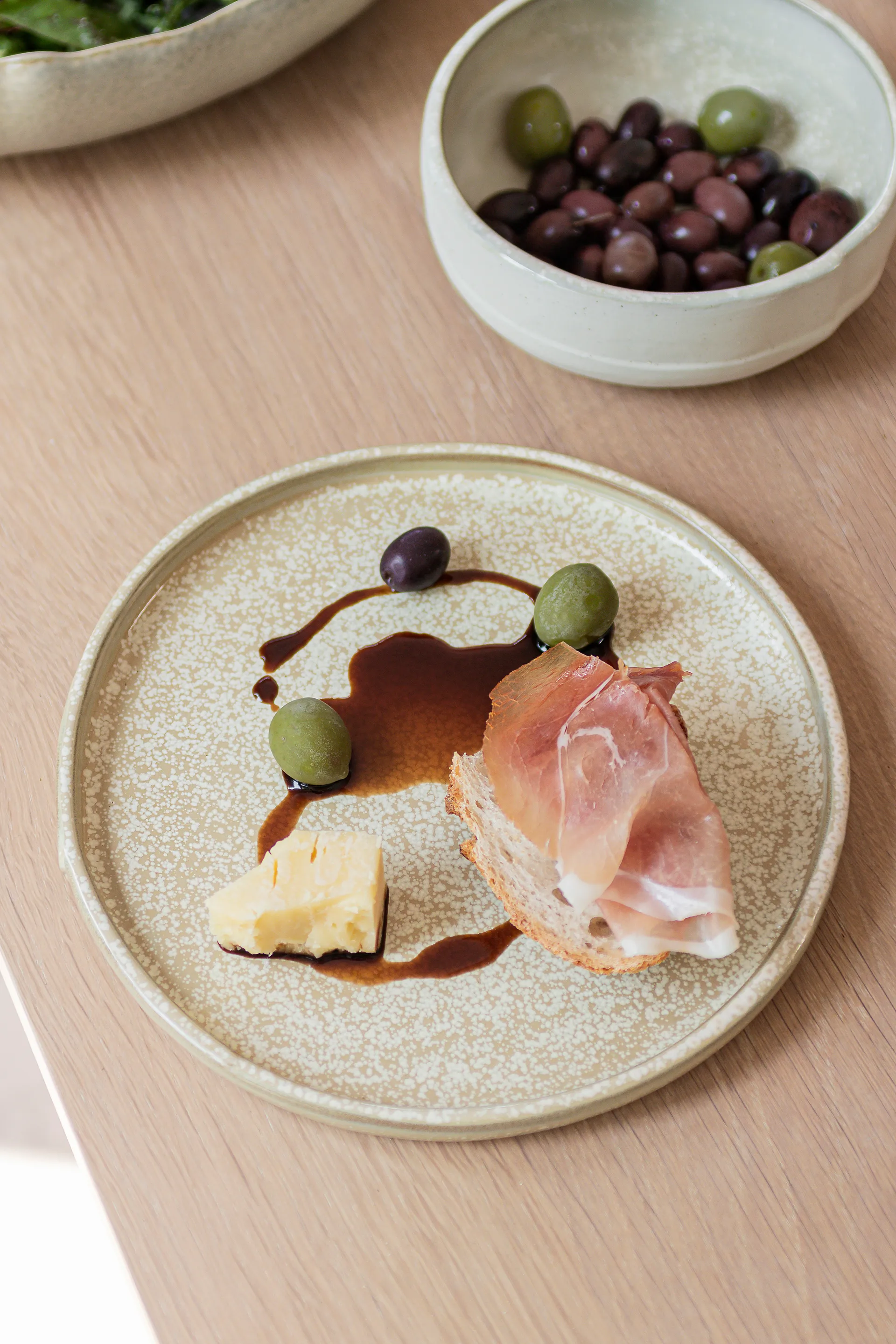 2 Plato Sand Grain Ø20 cm, Straw Mette Ditmer