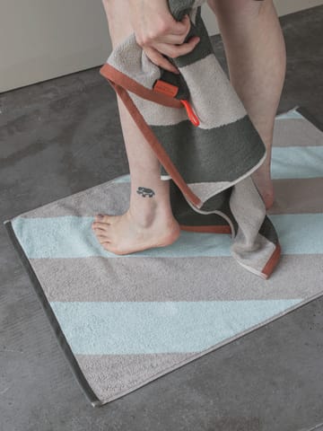 Alfombra de baño Diagonal 50x80 cm - Mint - Mette Ditmer
