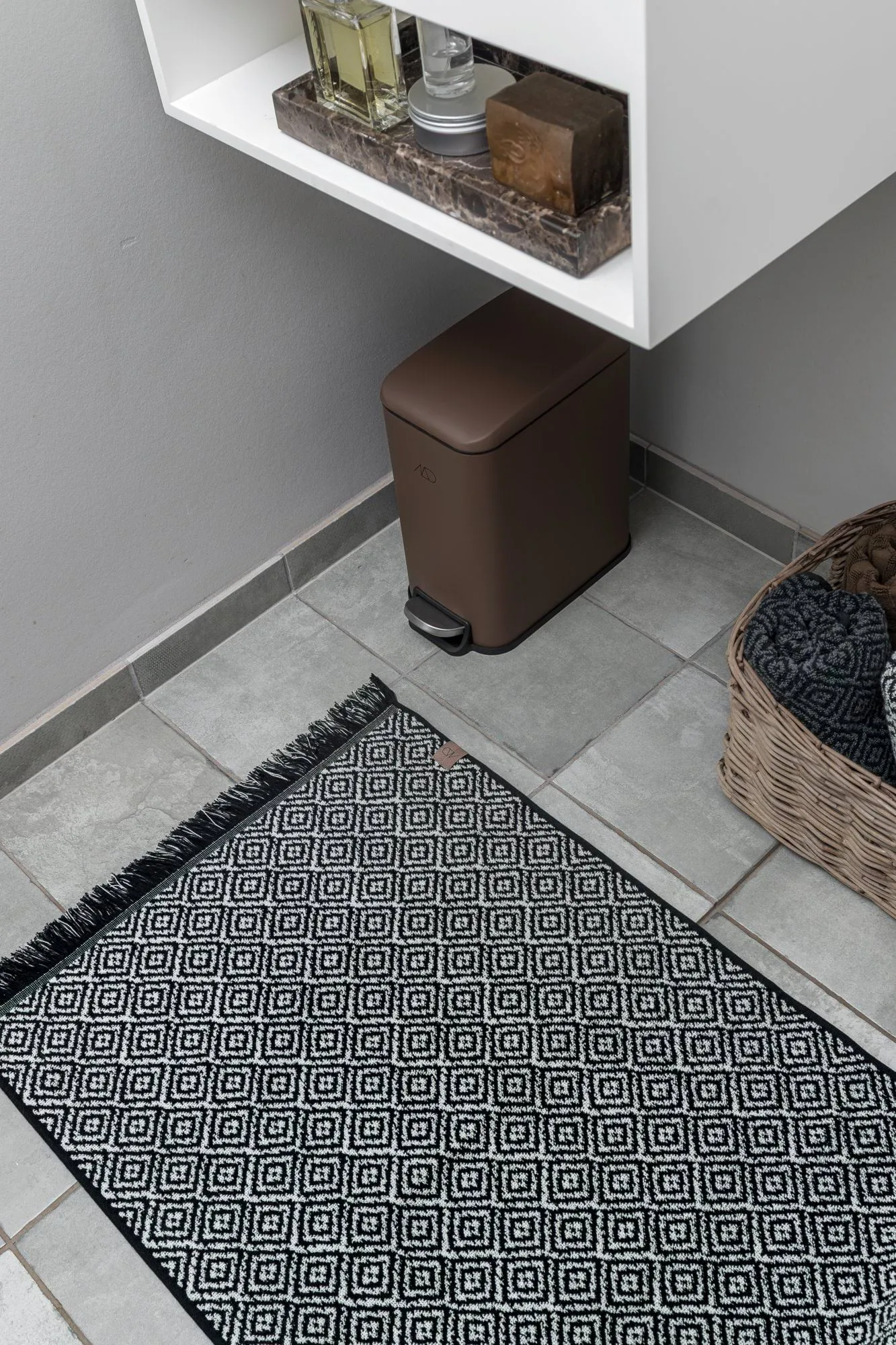 Alfombra de baño Morocco 50x80 cm, Black-white Mette Ditmer