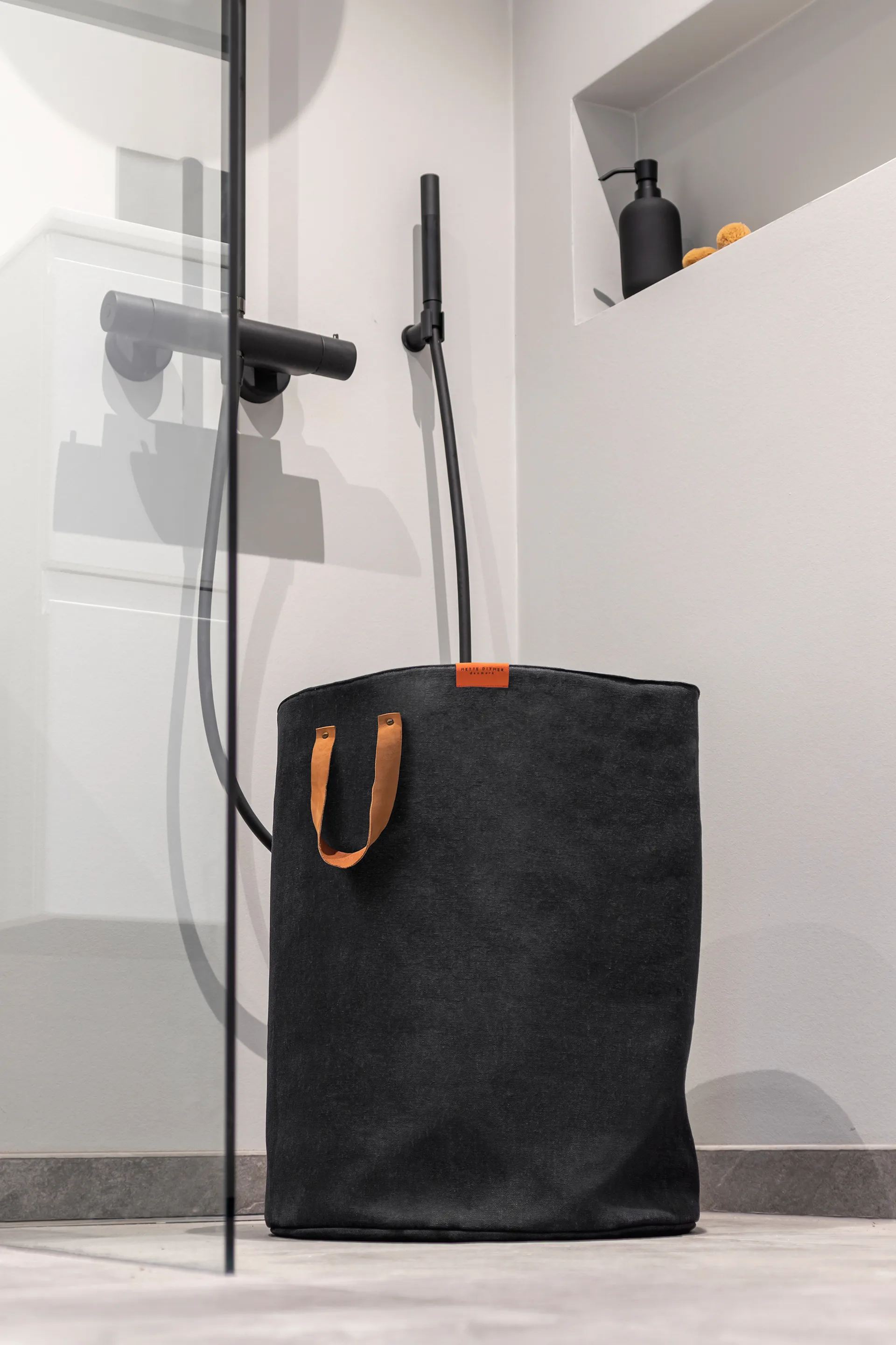 Cesta de la ropa Sort It, Black Mette Ditmer