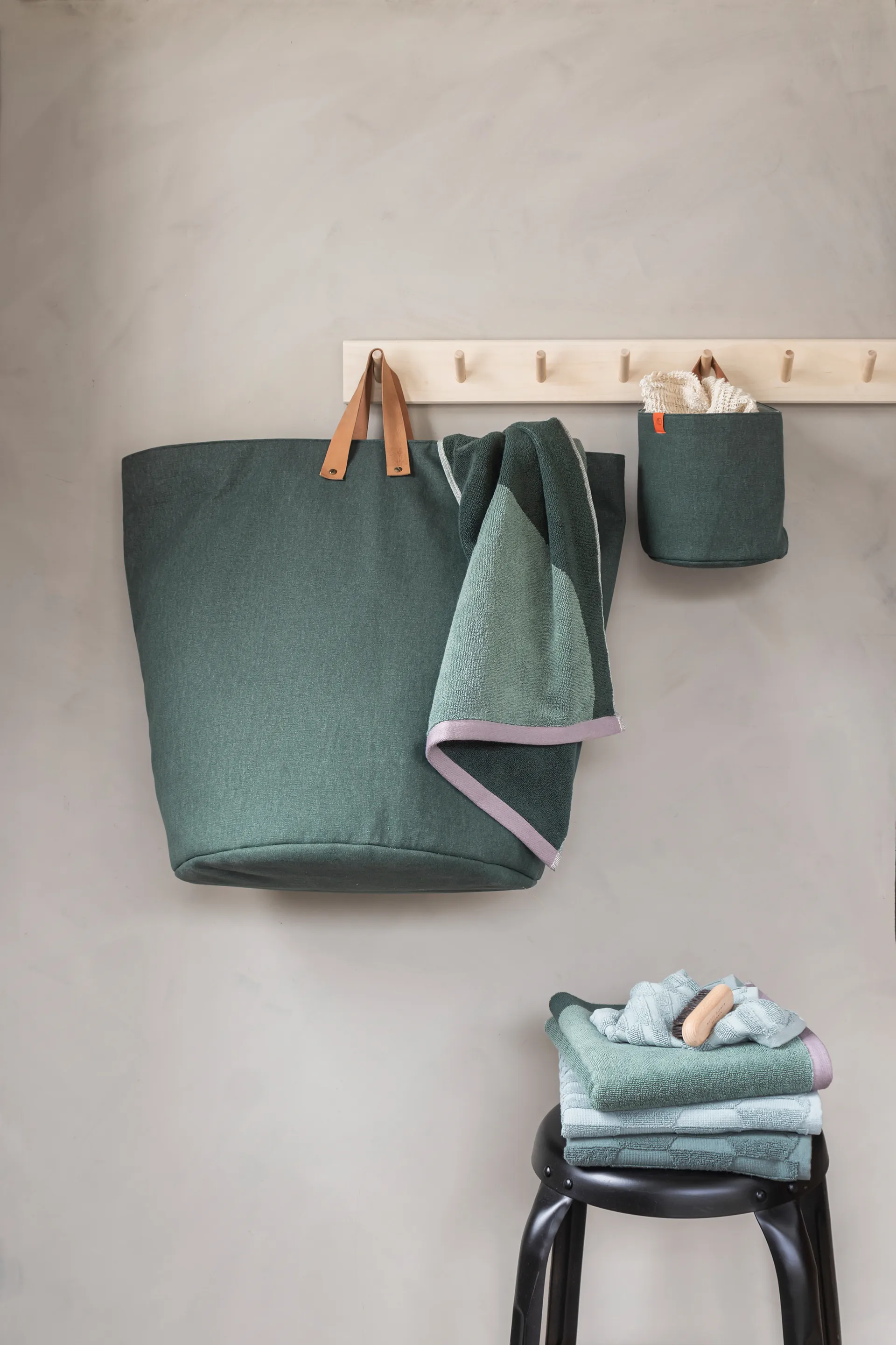 Cesta de la ropa Sort It, Pine green Mette Ditmer