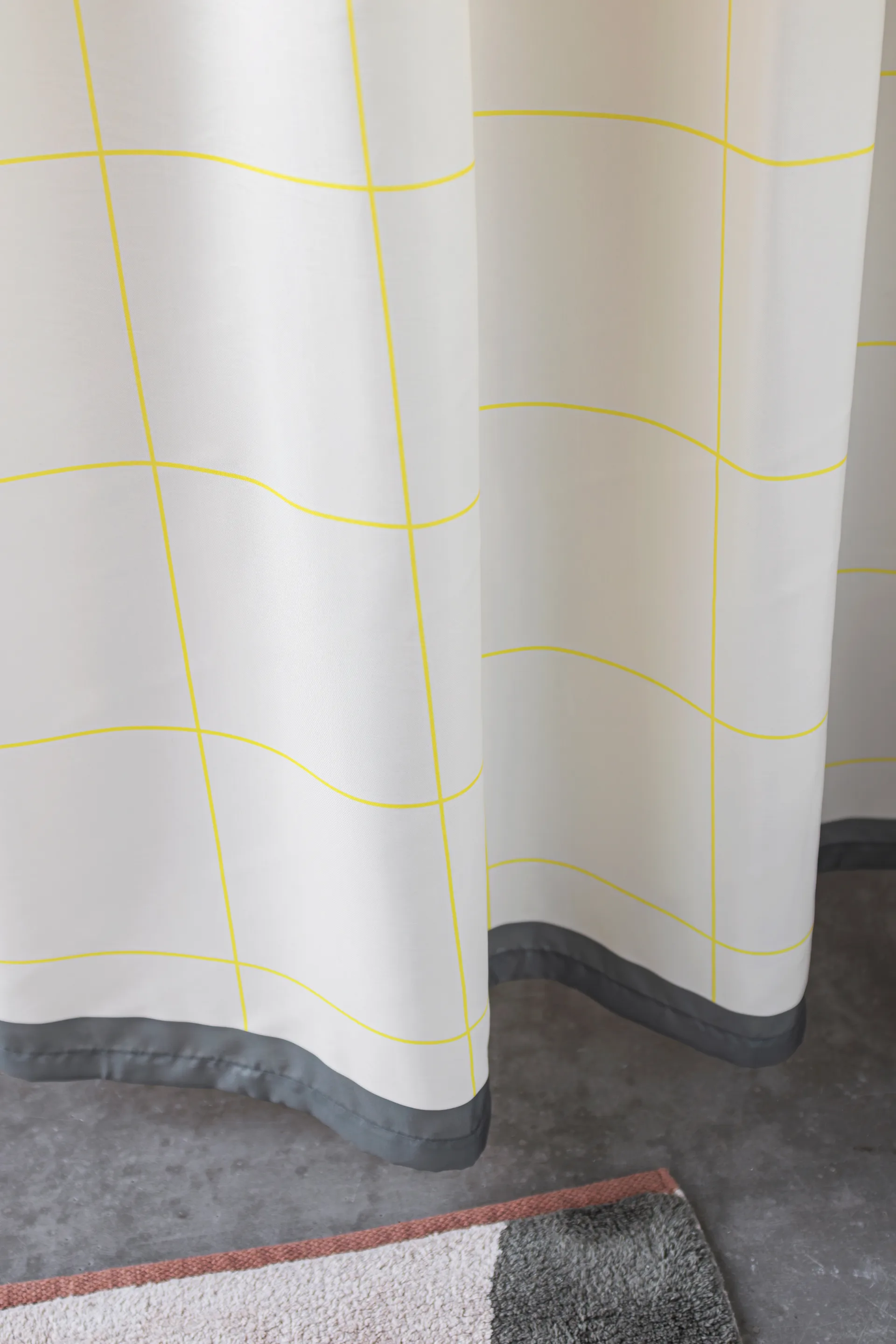 Cortina de ducha Mesh 150x200 cm, Yellow Mette Ditmer