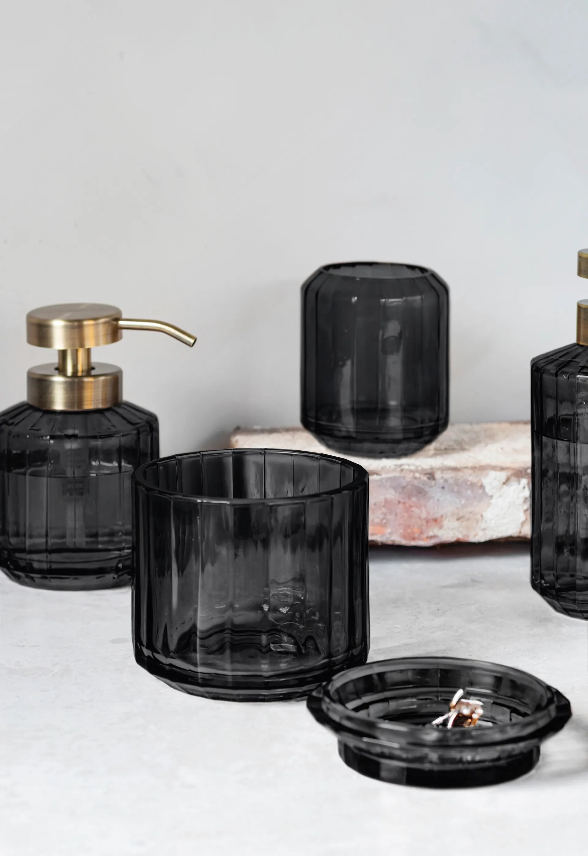 Dispensador de jabón Vision bajo, Black Mette Ditmer