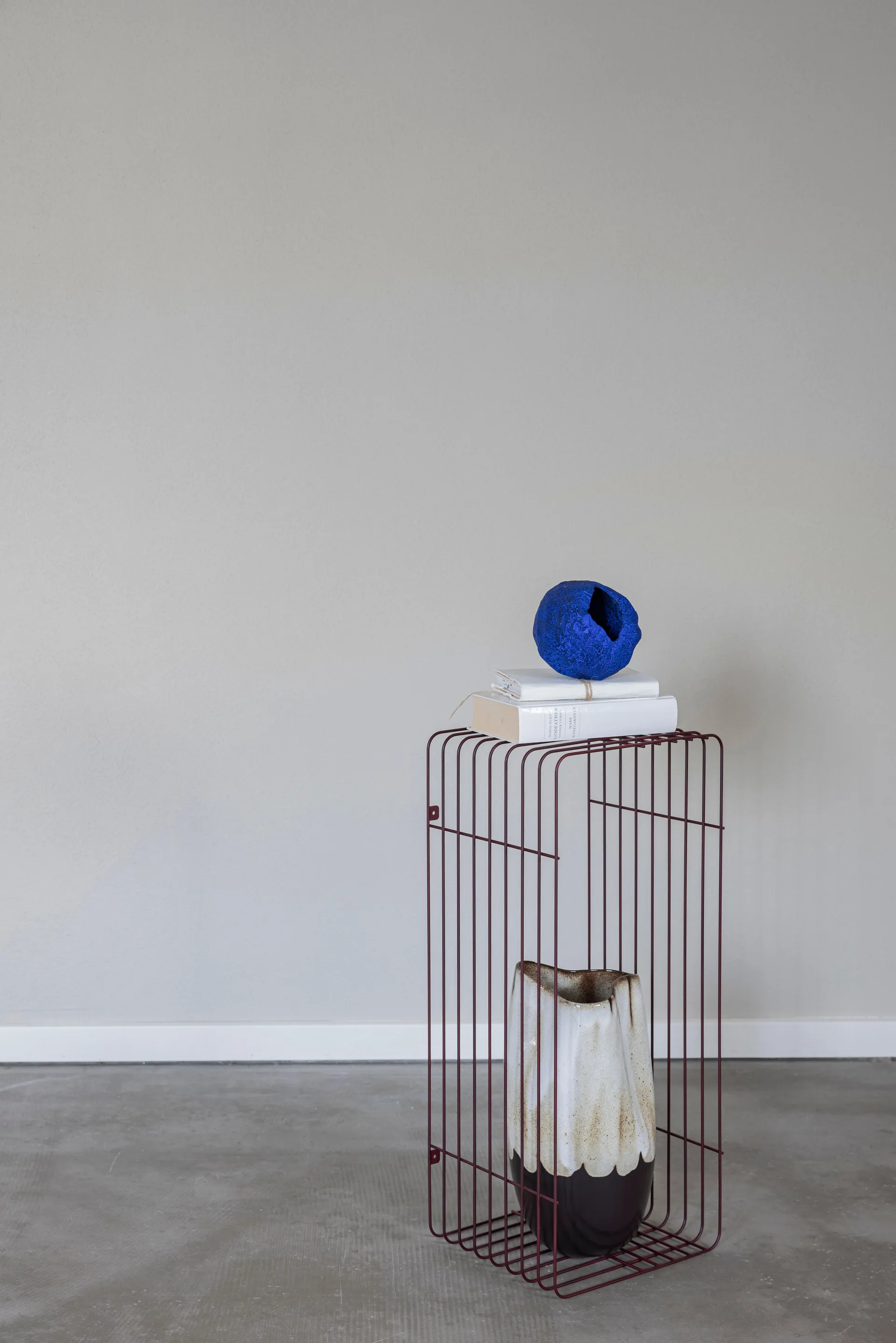 Estantería Wire, Wine, 31 × 70 × 26 cm Mette Ditmer