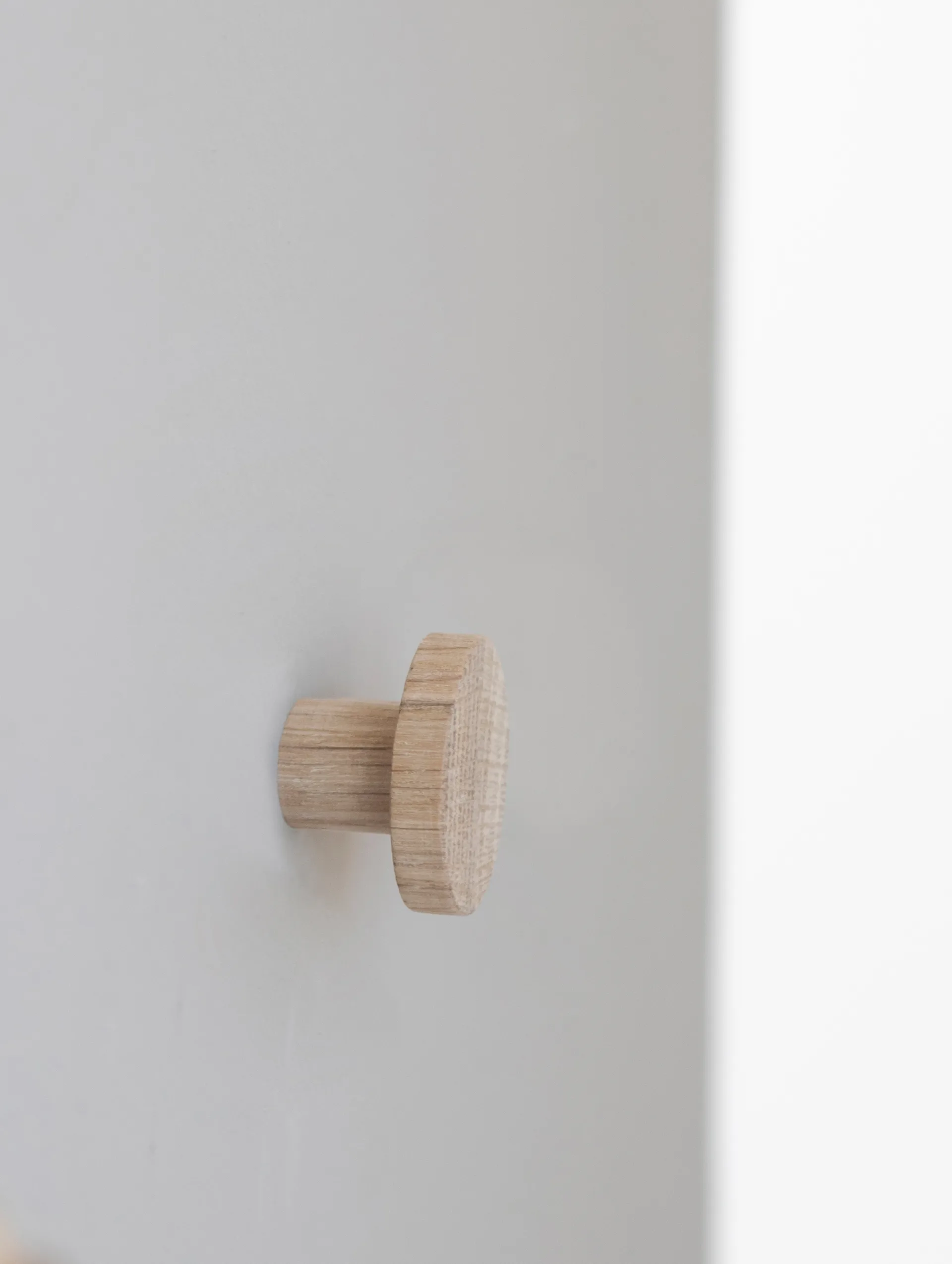 Gancho corto Point, 2 unidades, Roble Mette Ditmer