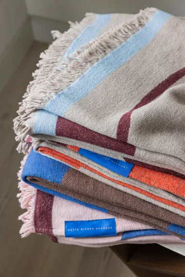 Manta Studio - Wine, 130x175 cm - Mette Ditmer