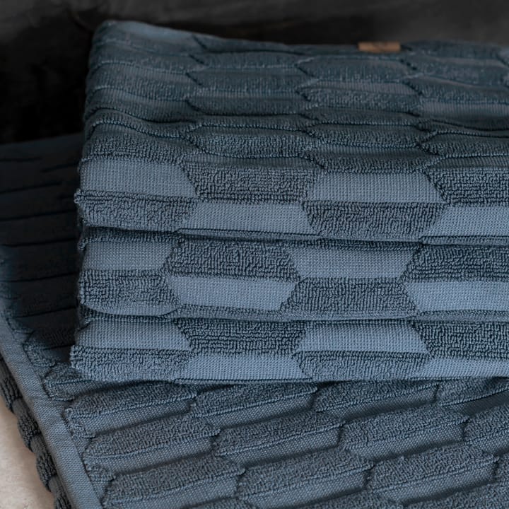 Toalla de baño Geo 70x133 cm, Slate blue Mette Ditmer