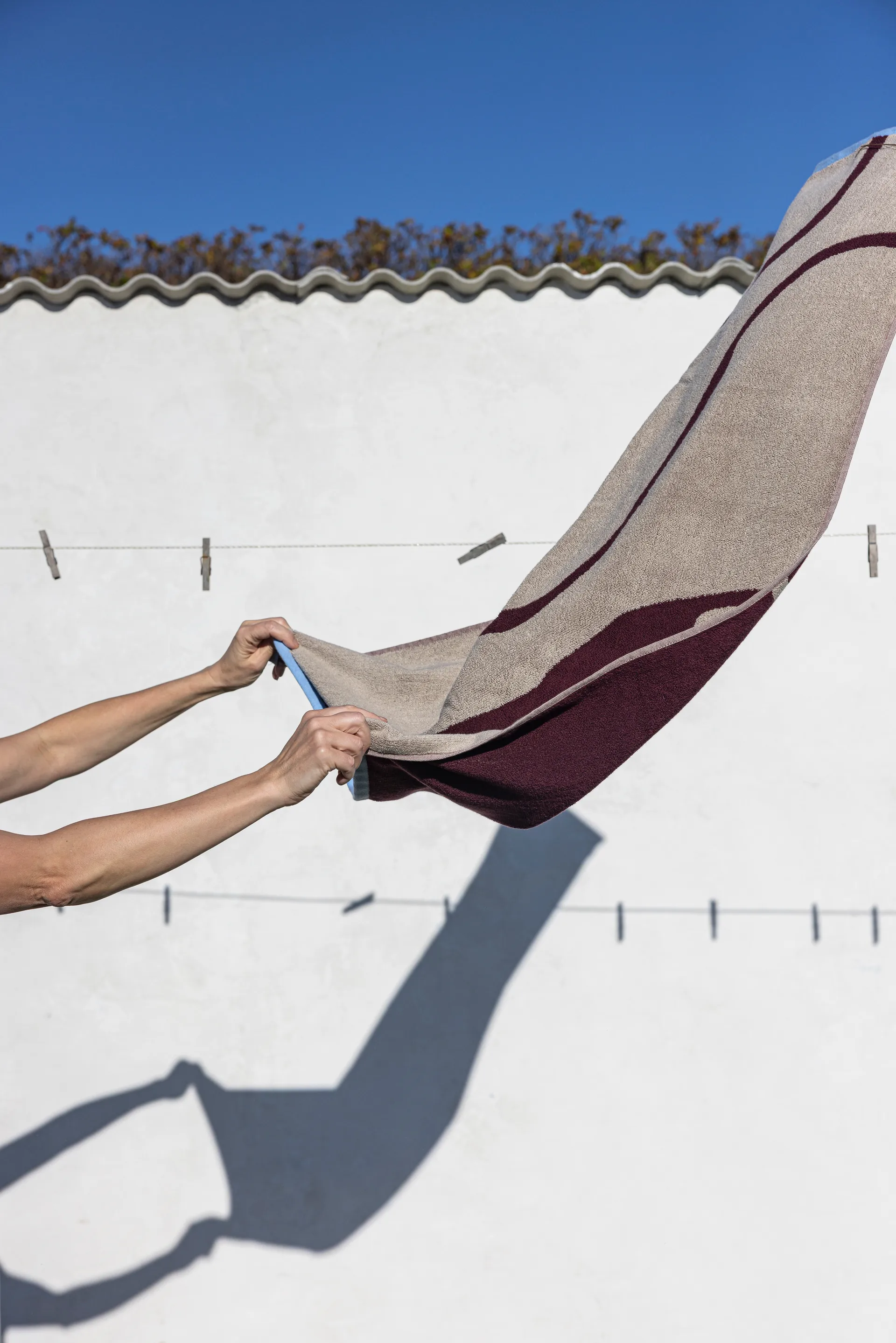 Toalla de baño Nova Arte 70x133 cm, Wine-sand Mette Ditmer