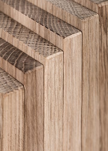 Escultura de roble Polygrif 21x32 cm - Wood, black - MOEBE