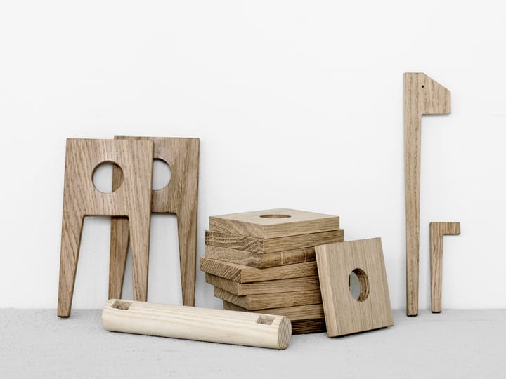 Escultura de roble Polygrif 21x32 cm, Wood, black MOEBE