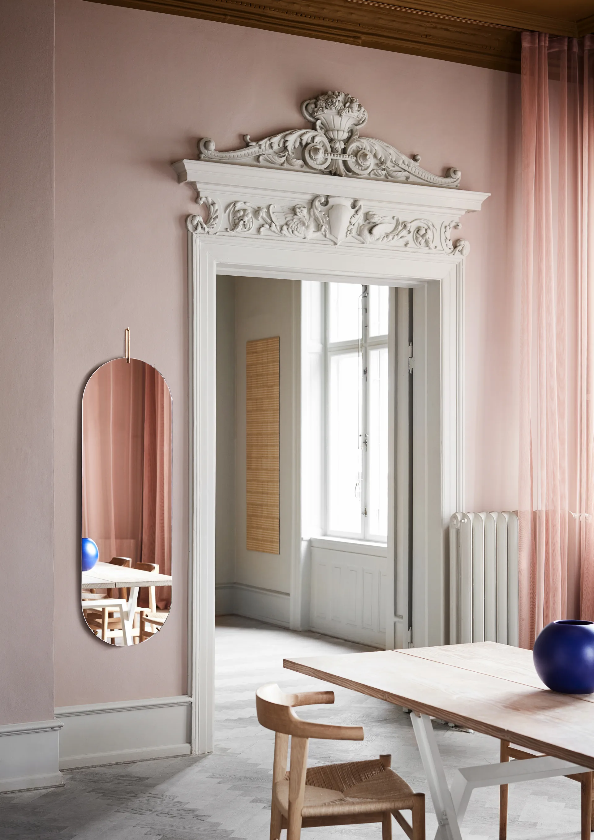 Espejo de pared 40,4x146,9 cm, Brass MOEBE