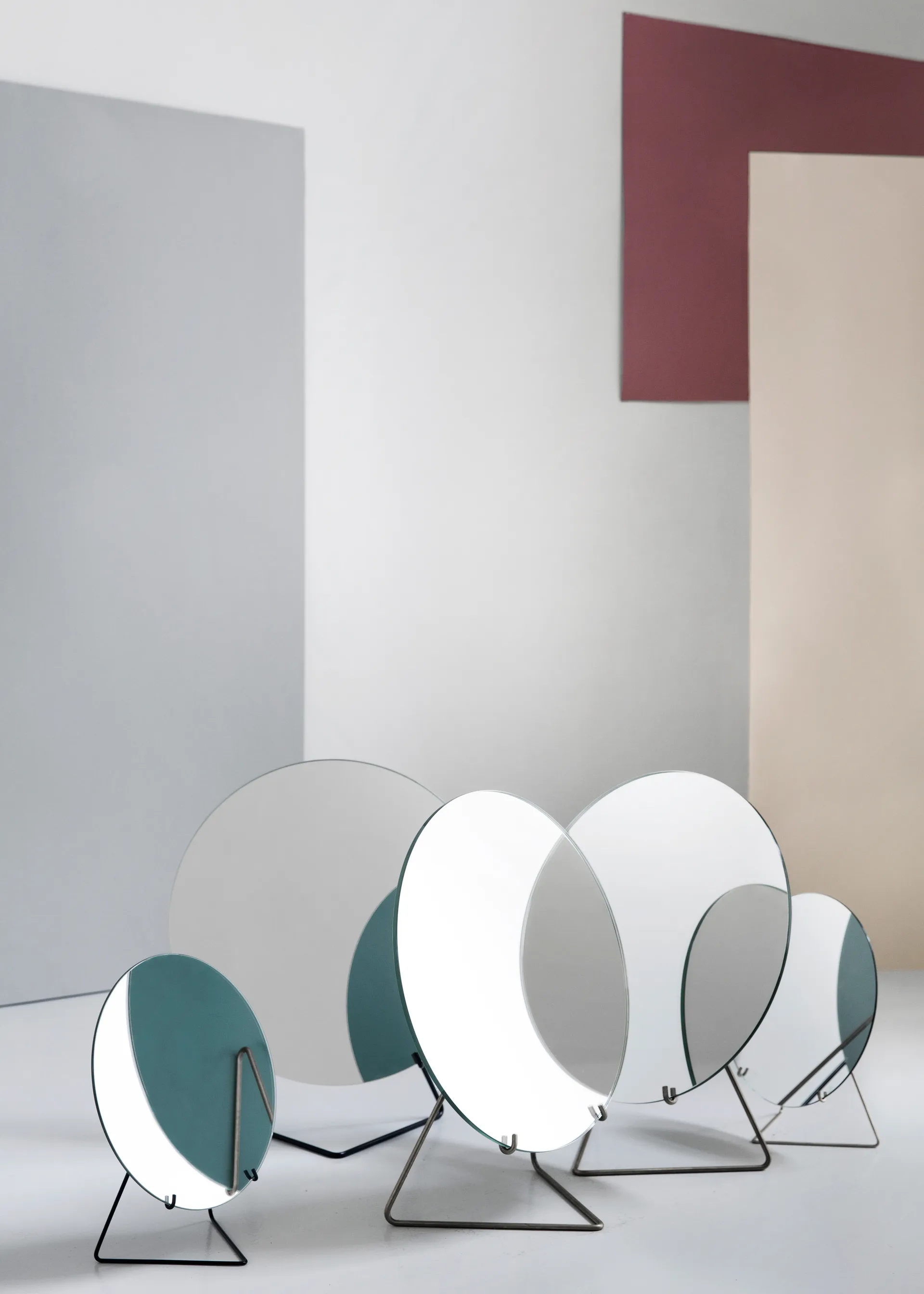 Espejo de pie Ø30 cm, Black MOEBE