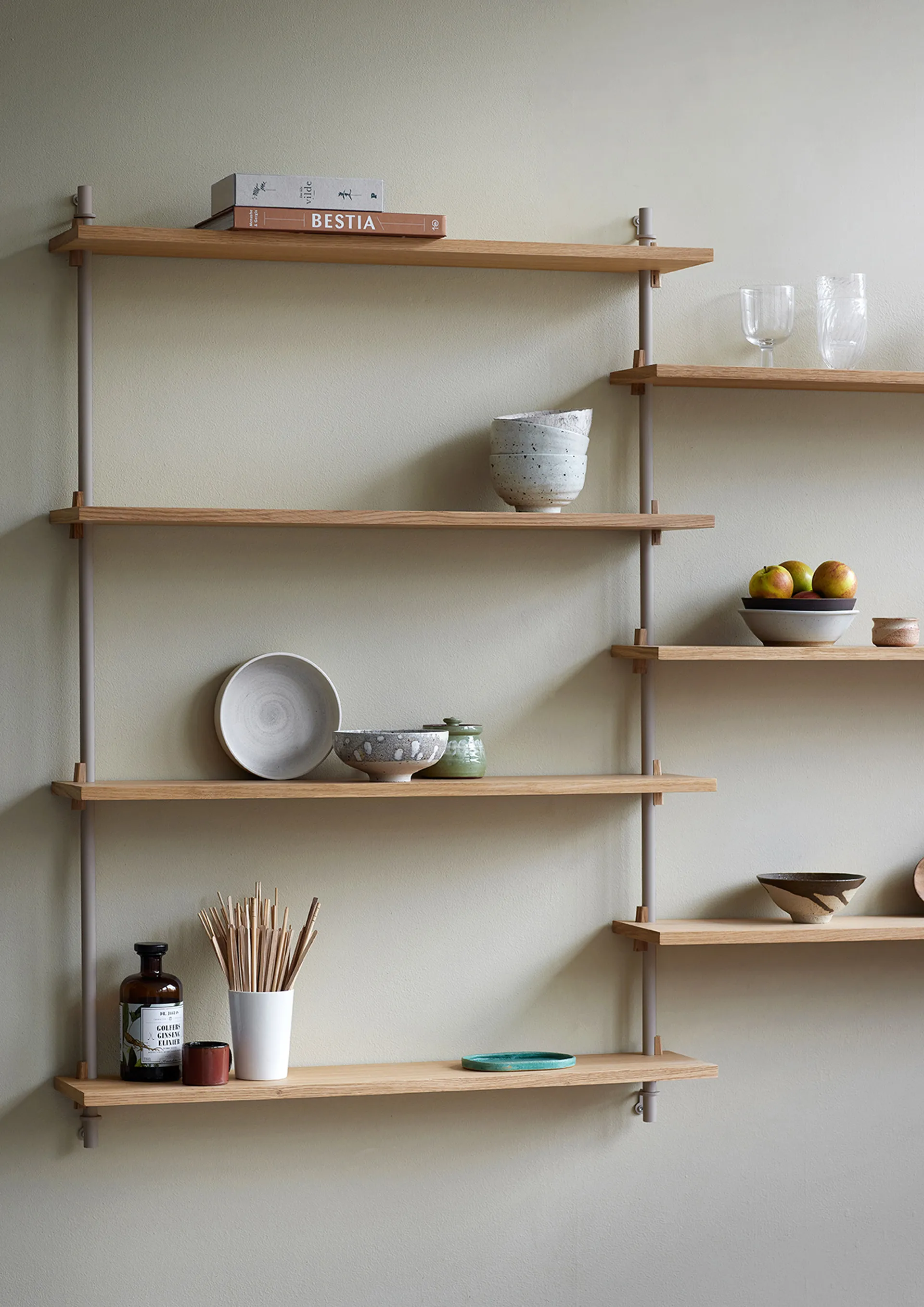 Estantería de pared Wall Shelving, Roble ahumado-warm grey, 92×115×17,5 cm, WS.115.1 MOEBE