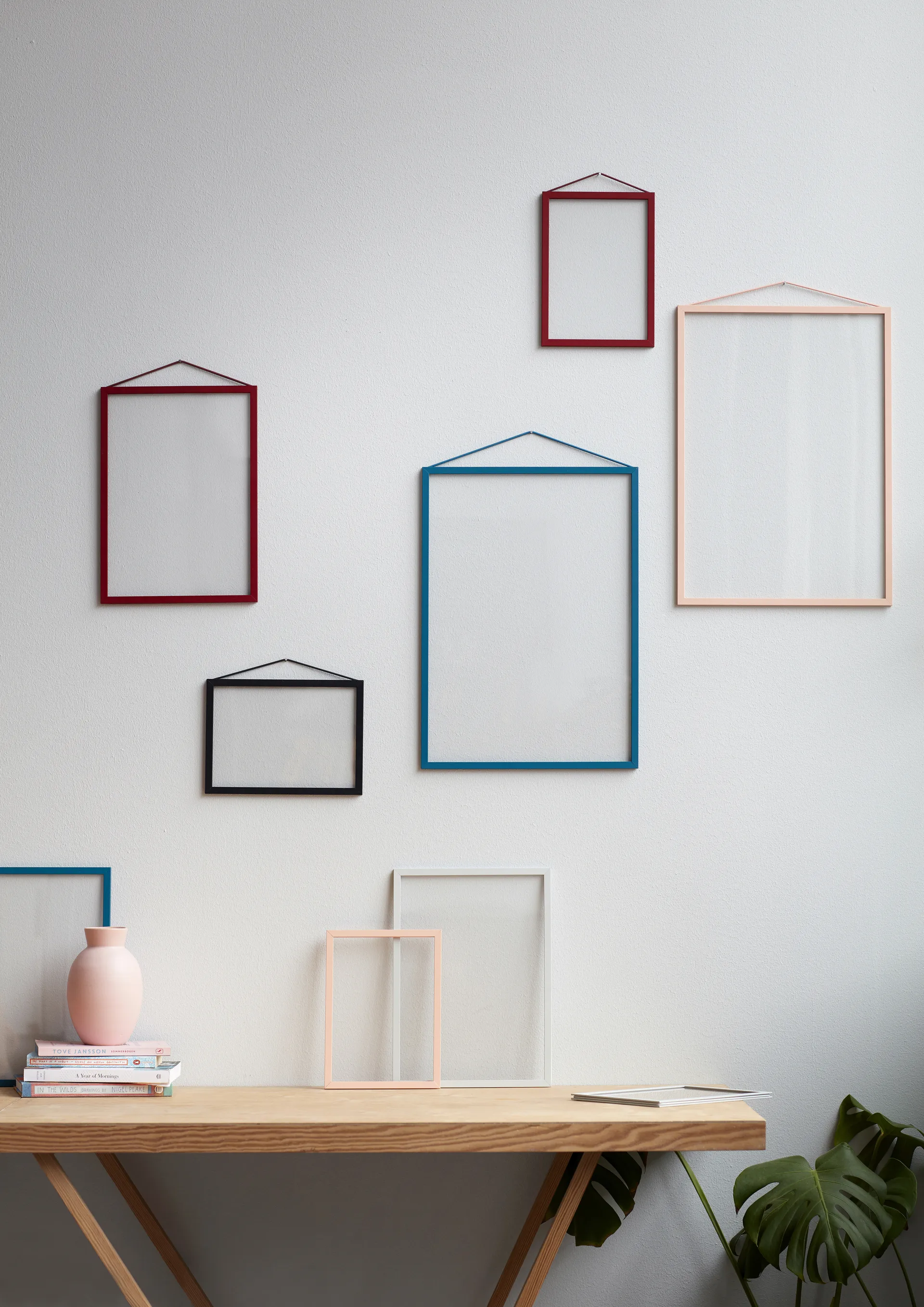 Marco Moebe A5 16,5x22,7 cm, Transparent, Red MOEBE