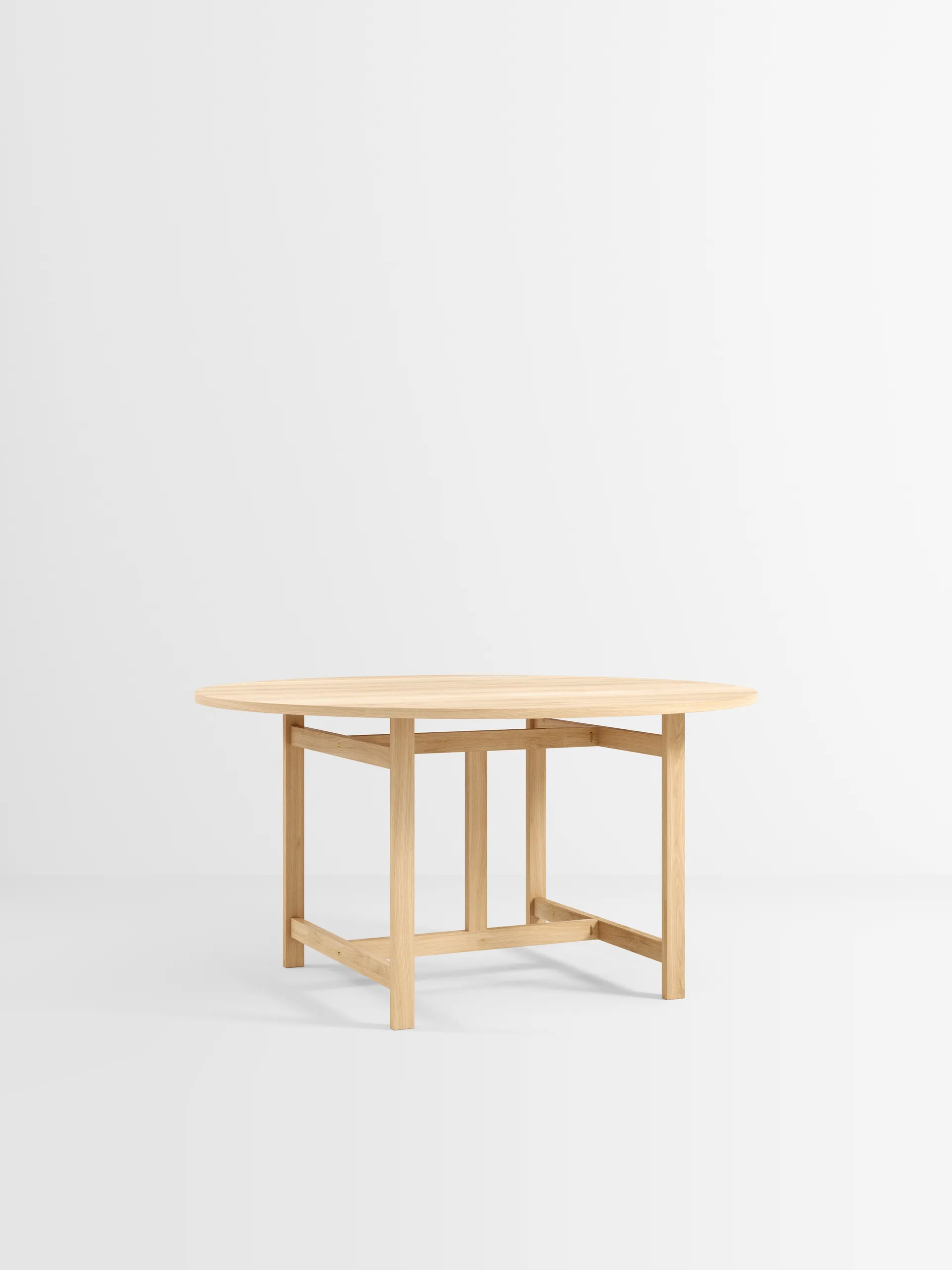 Mesa Moebe round dining table Ø140 x73,2 cm, Roble MOEBE