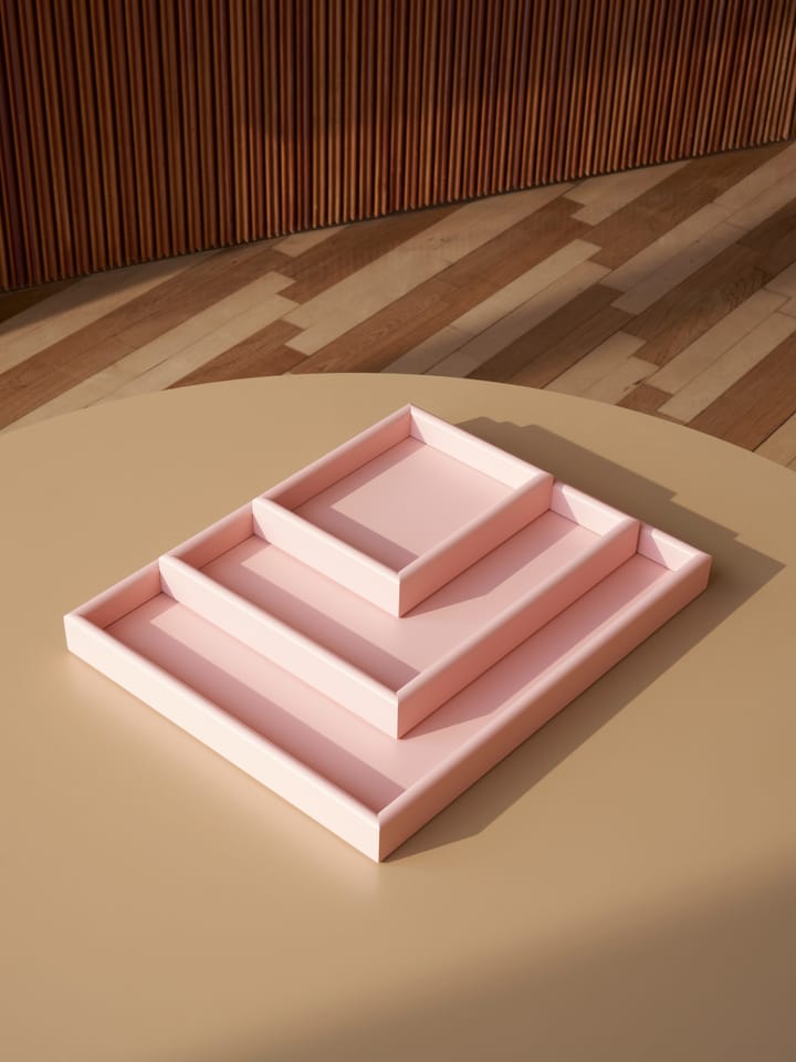 Bandeja Arrange medium 27,3x32,6 cm, Ruby Montana