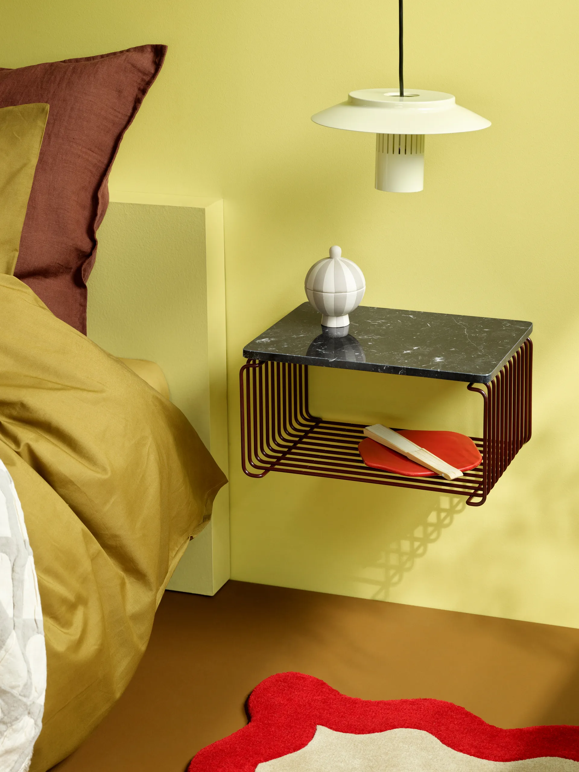 Estantería Panton Wire Half Height 34,8x17,2x25,7 cm, Black red Montana