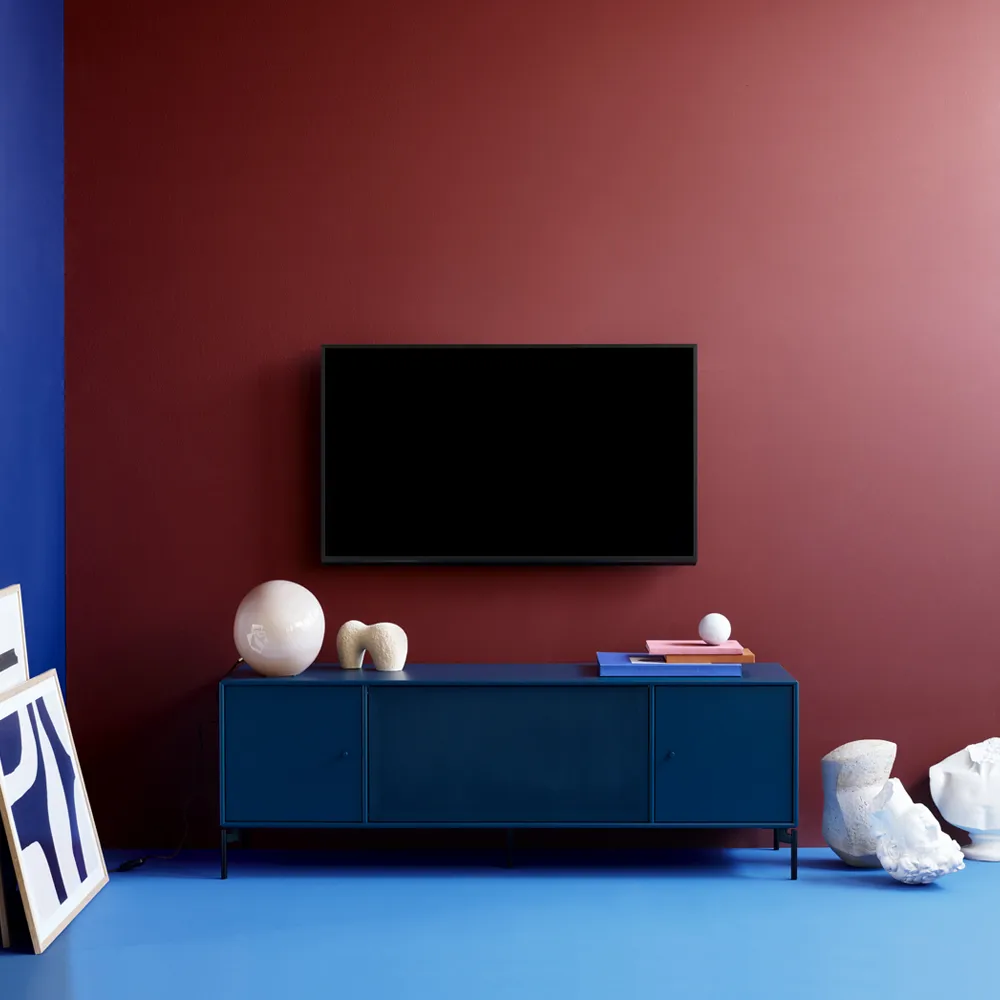 Mueble TV Octave I, New white 101-patas lacadas en negro Montana