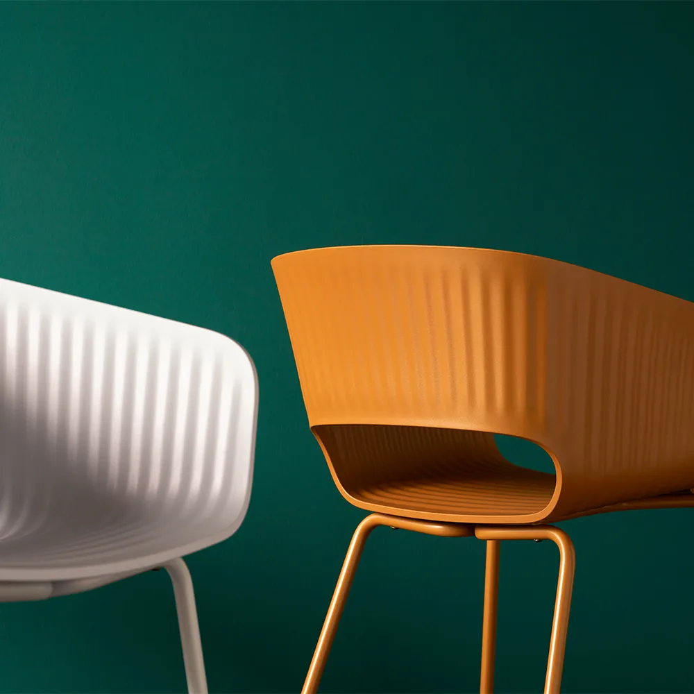 Silla Marée 401, Antracita base de metal lacada Montana