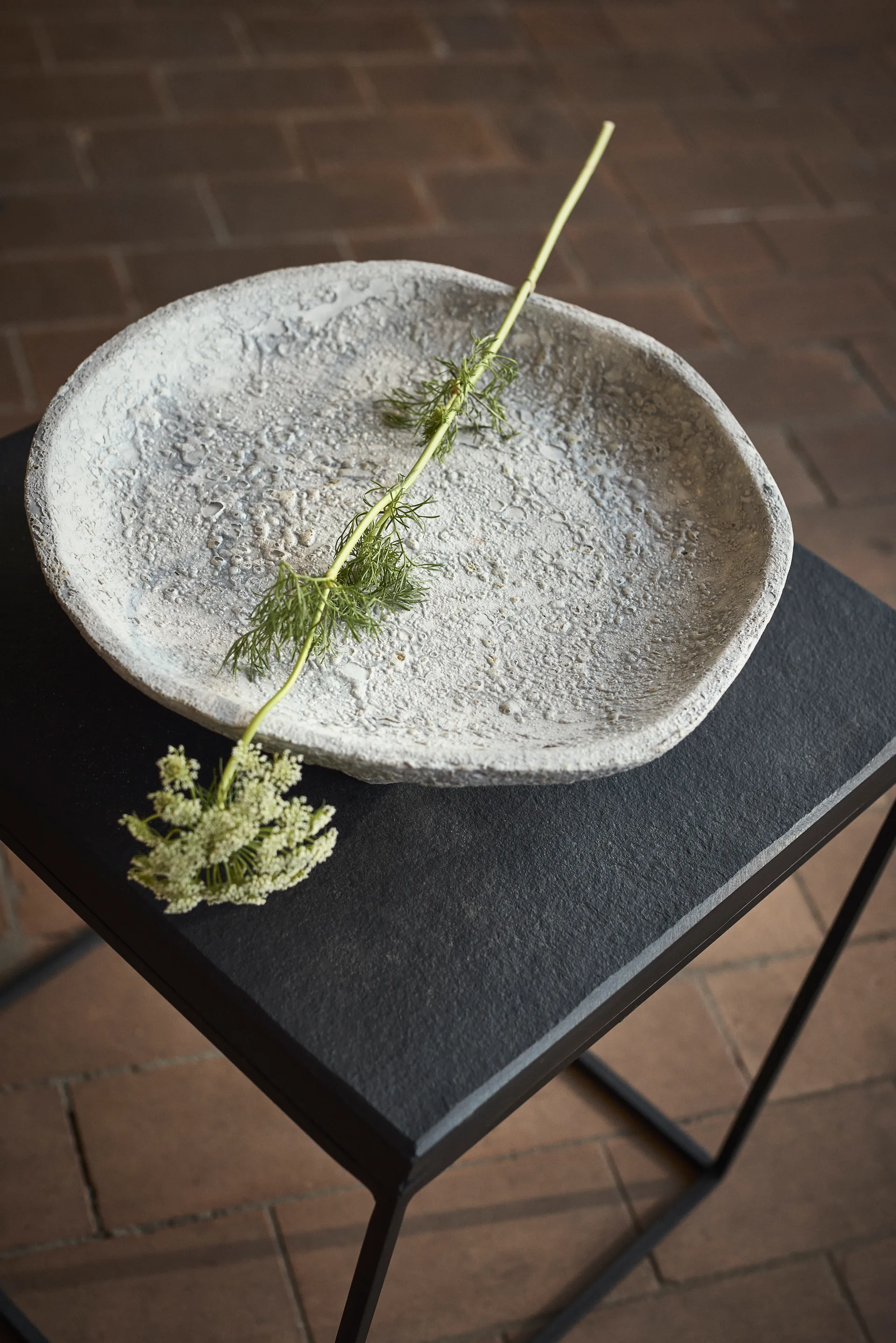 Bandeja Luna, Grey, Ø34x8 cm MUUBS