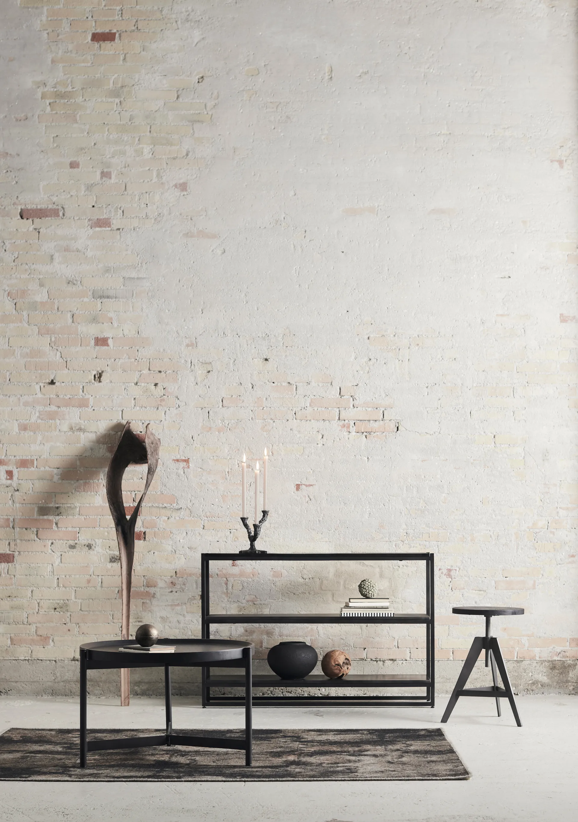 Candelabro Ava 22 cm, Gris antiguo MUUBS