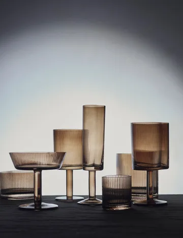 Copa de vino tinto Ripe 29,5 cl - Smoked brown - MUUBS