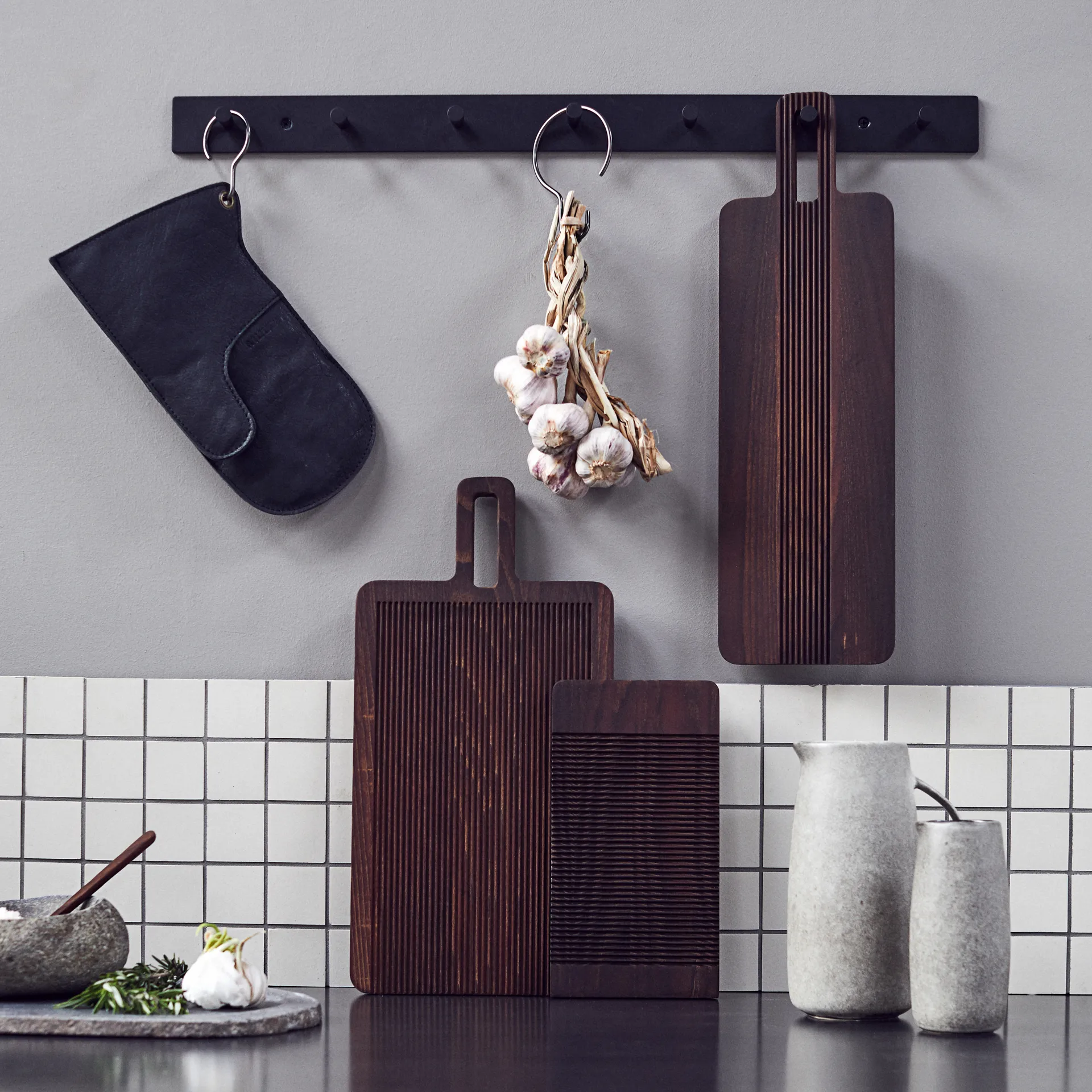 Jarra Mame M, Ostron MUUBS