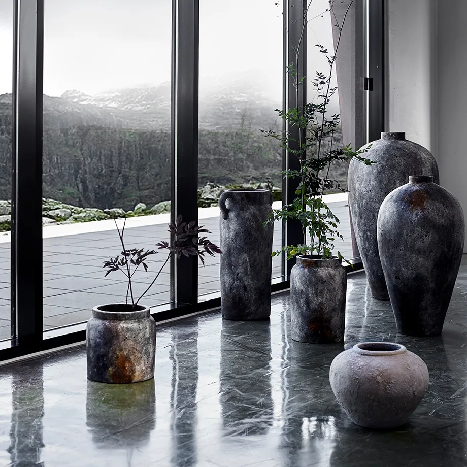 Maceta Echo Ø26 cm h40 cm, óxido-gris MUUBS