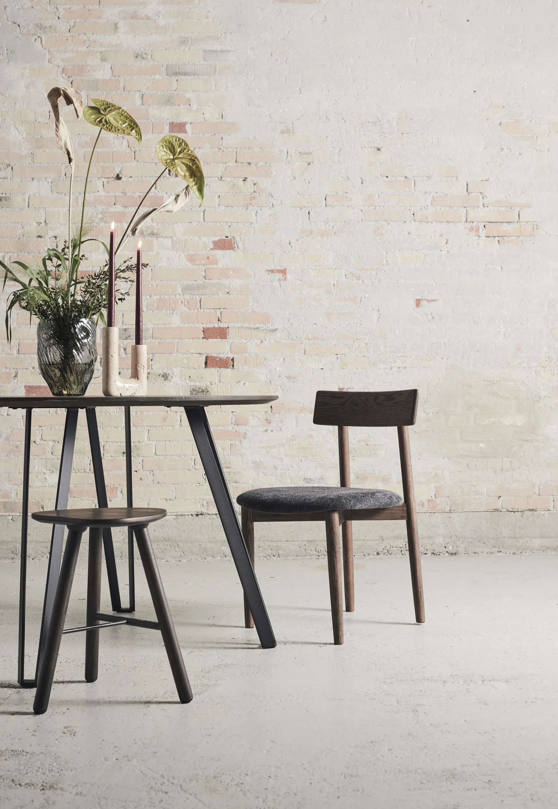 Sillas con asiento Tetra, Tejido color granito-roble oscuro MUUBS